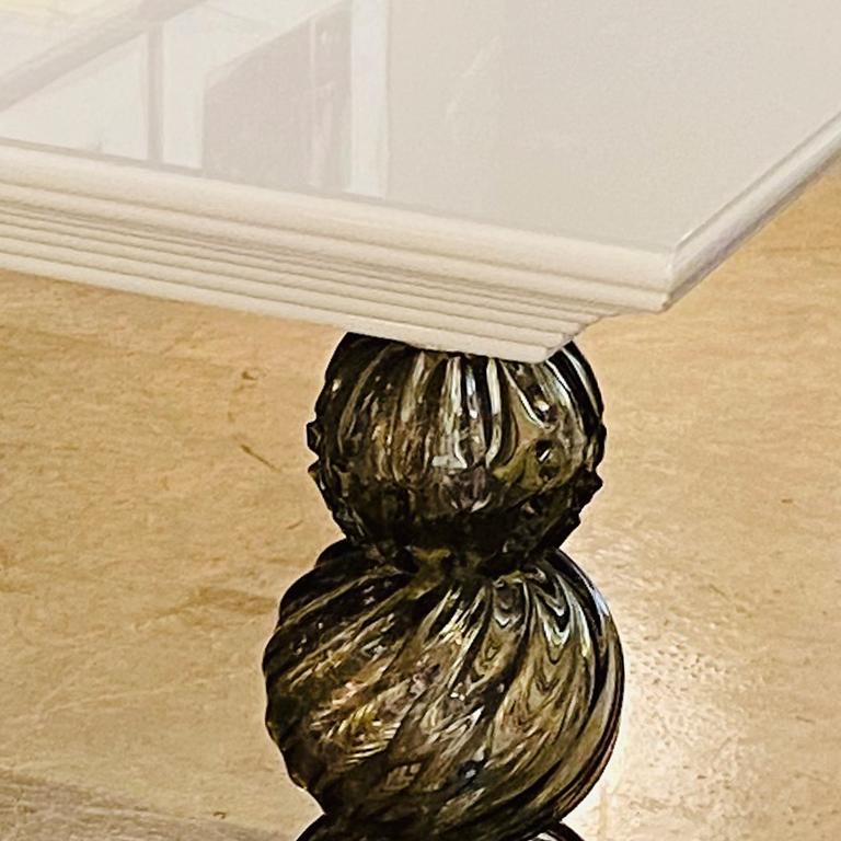 Seguso Vetri d'Arte Cristal gris, mesa lacada blanca Cristal de Murano Hecho a mano en venta