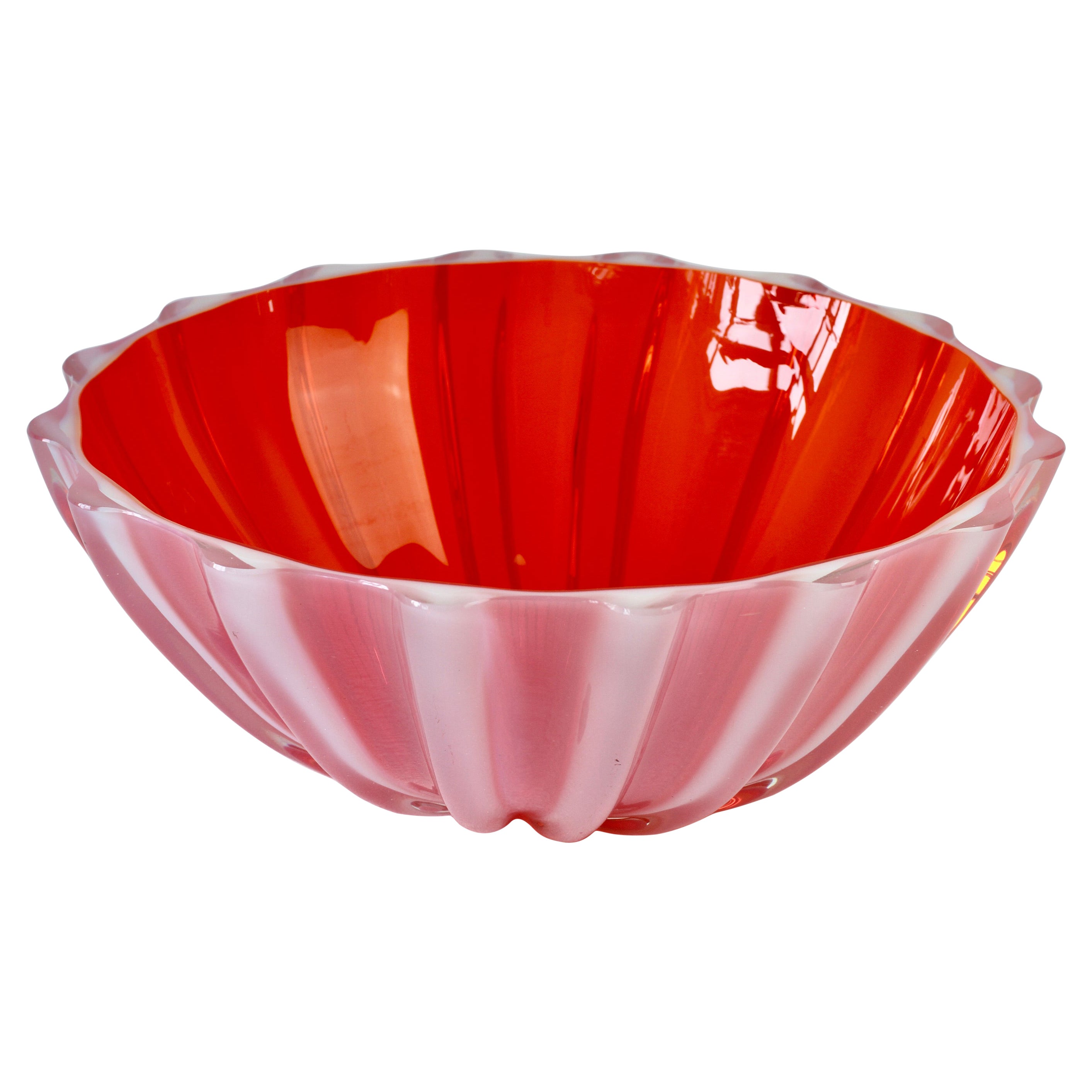 Seguso Vetri d'Arte Grande Fruttiera in vetro di Murano rosso e rosa opalino, anni '80 circa