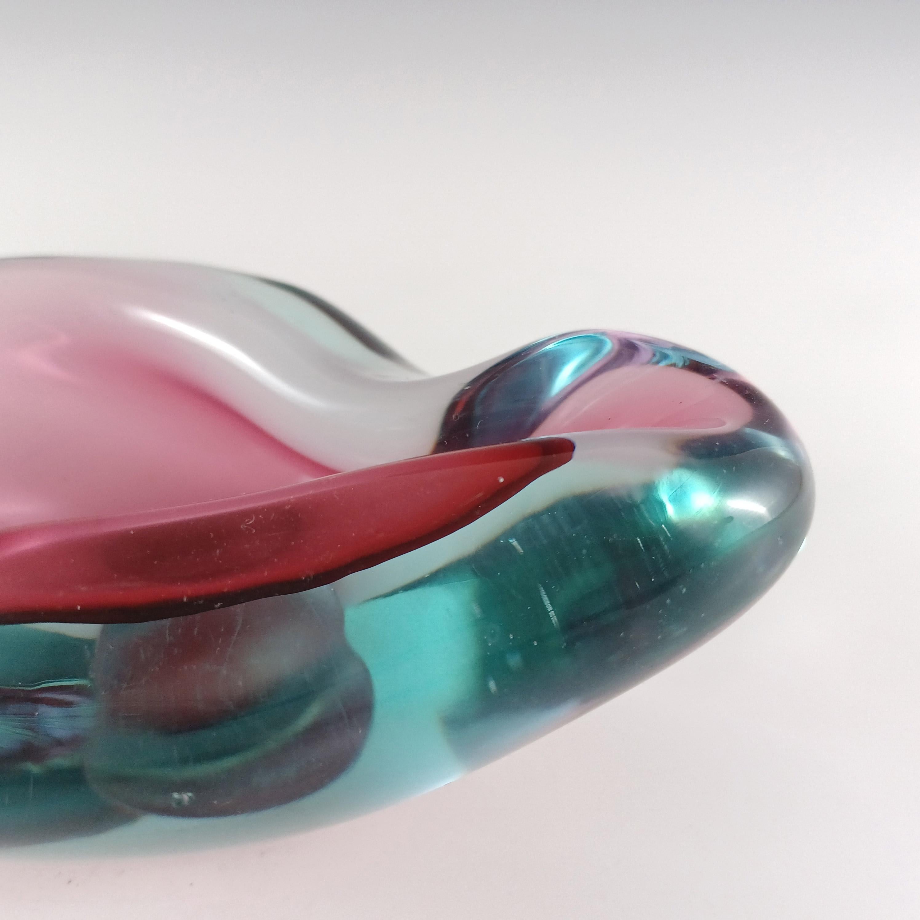 Seguso Vetri d'Arte Murano Biomorphic Pink & Blue Glass Ashtray Bowl In Good Condition For Sale In Bolton, GB
