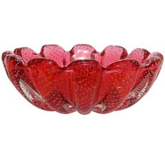 Bol en verre d'art italien Seguso Vetri d'Arte Murano rouge canneberge Sommerso bulles