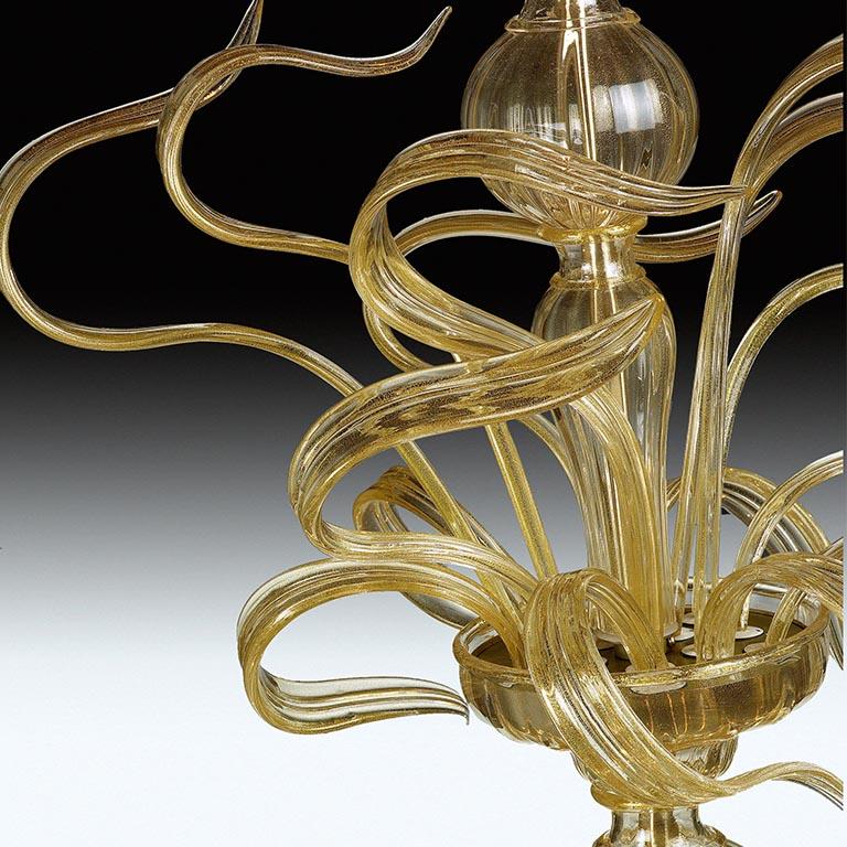 italien Lustre Seguso Vetri d'Arte Vento 10 feux en verre de Murano et or en vente