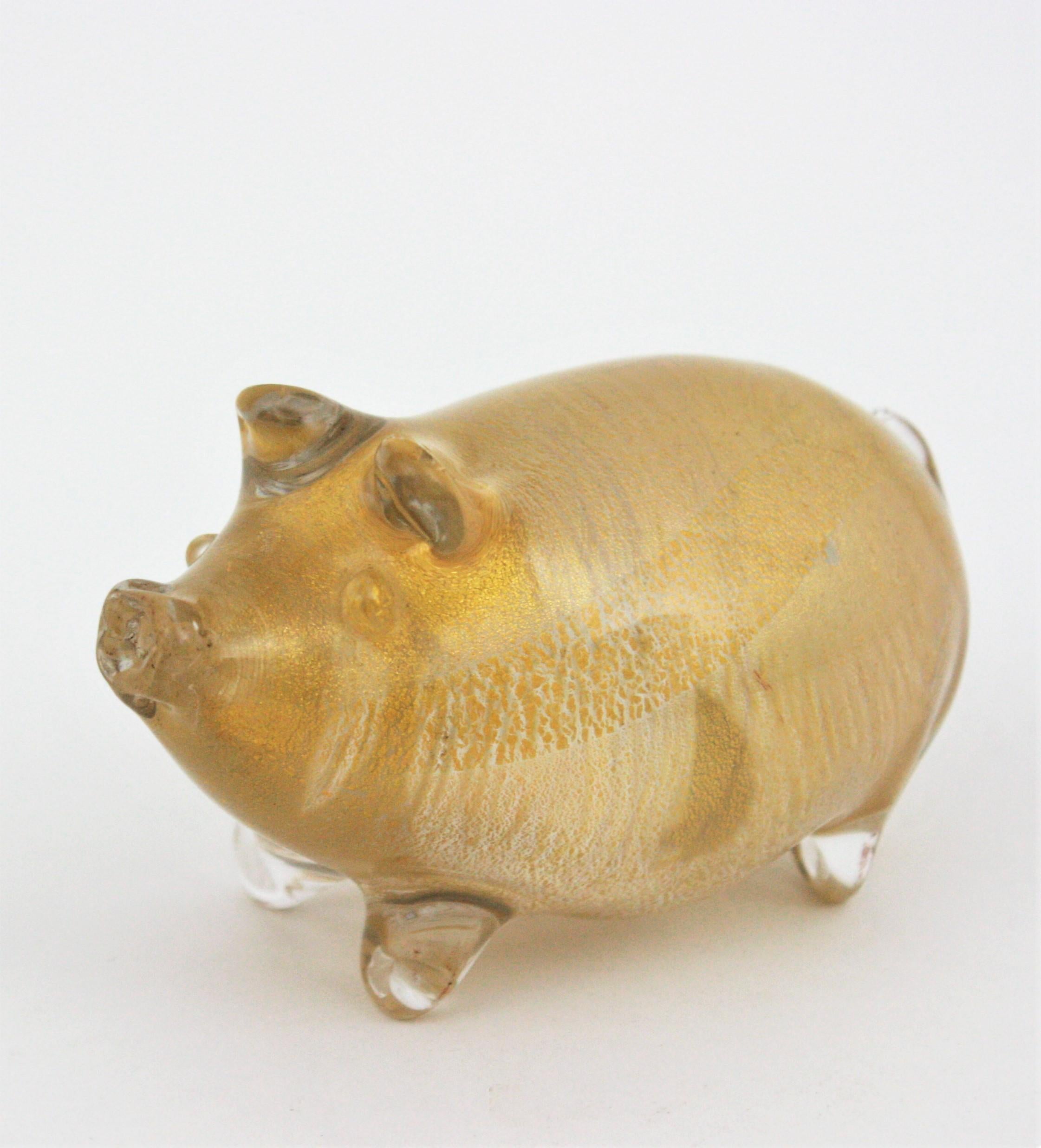 Hand-Crafted Seguso Vetri d'Arte Murano Gold Flecks Italian Art Glass Pig Figurine Sculpture