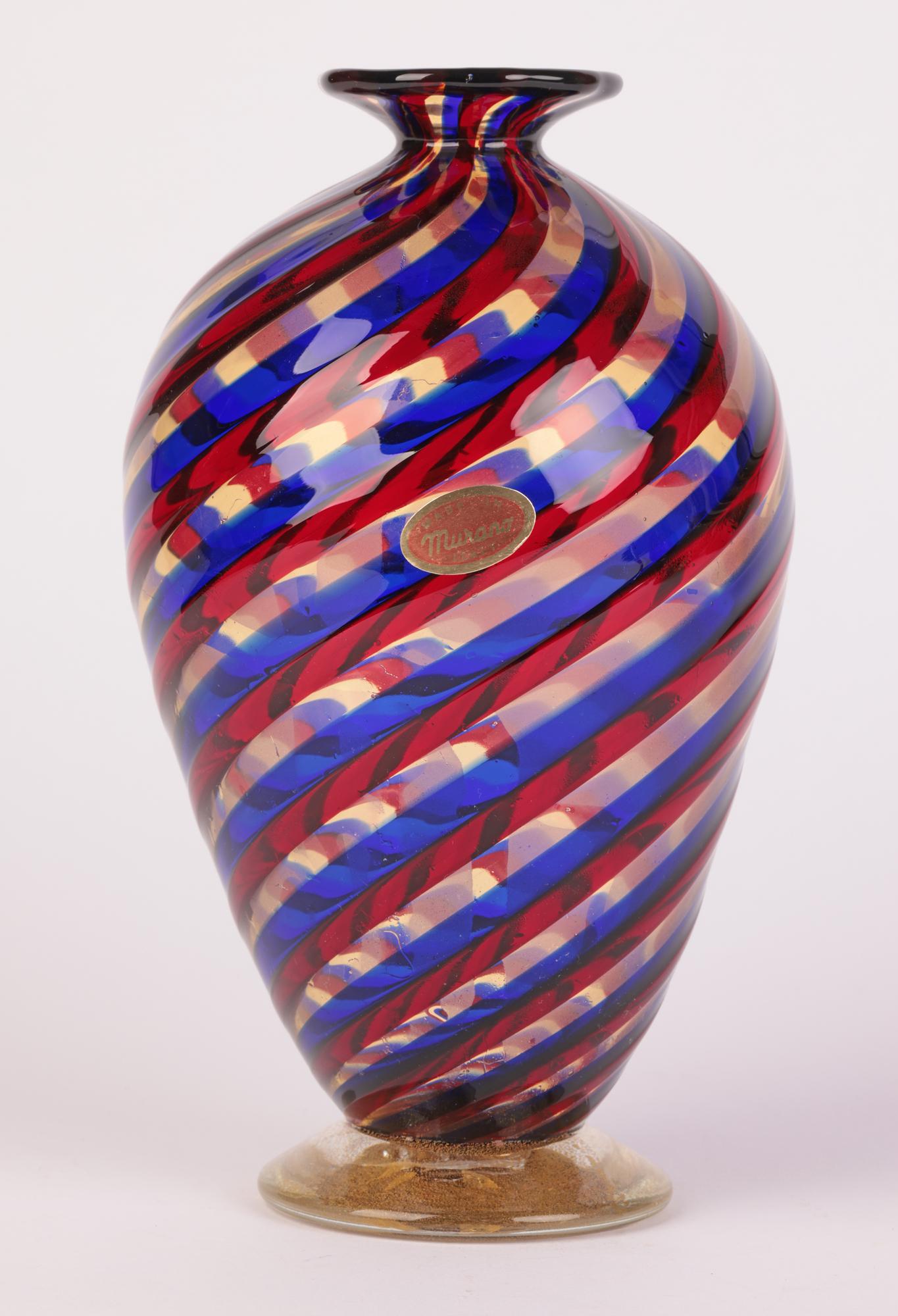 20th Century Seguso Vetri D’arte Murano Italian Ribbon Blown Art Glass Vase For Sale