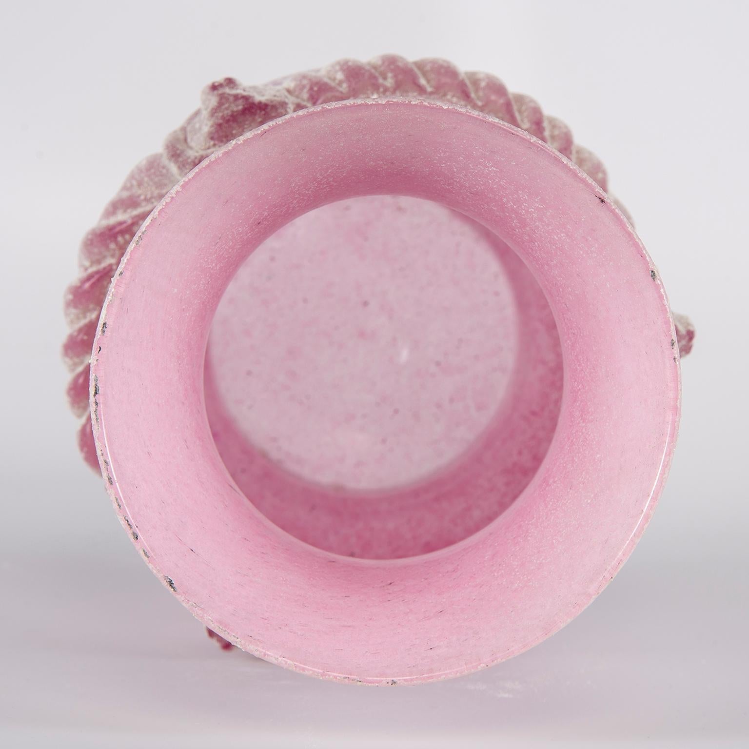 Seguso Vetri d”Arte Murano Pink Scavo Glass Vase In Excellent Condition In Troy, MI