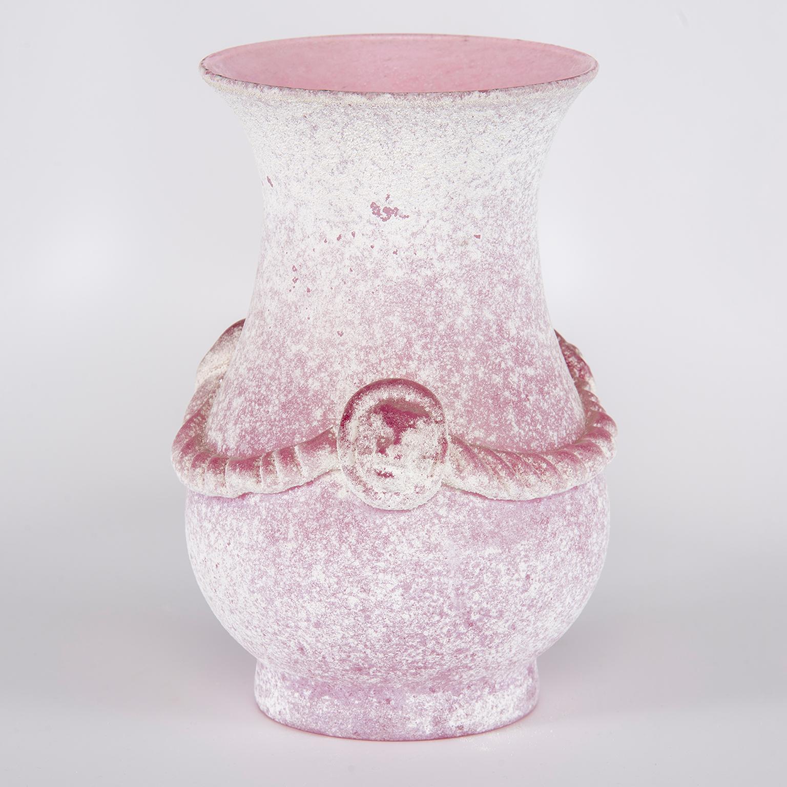 20th Century Seguso Vetri d”Arte Murano Pink Scavo Glass Vase