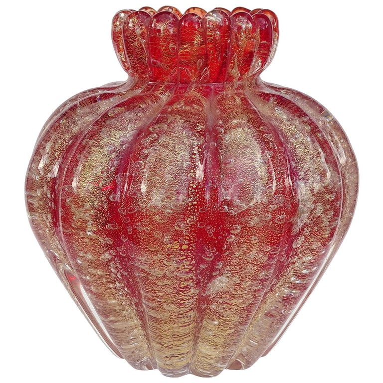 Seguso Vetri d'Arte Murano Red Gold Italian Art Glass Ribbed Flower Bud Vase For Sale