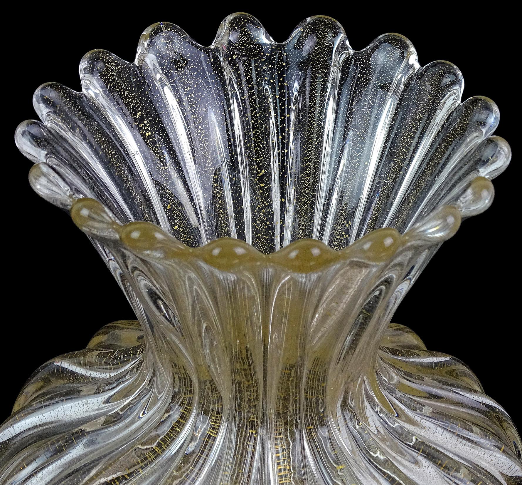 Hand-Crafted Seguso Vetri d'Arte Murano Signed Gold Flecks Italian Art Glass Flower Vase