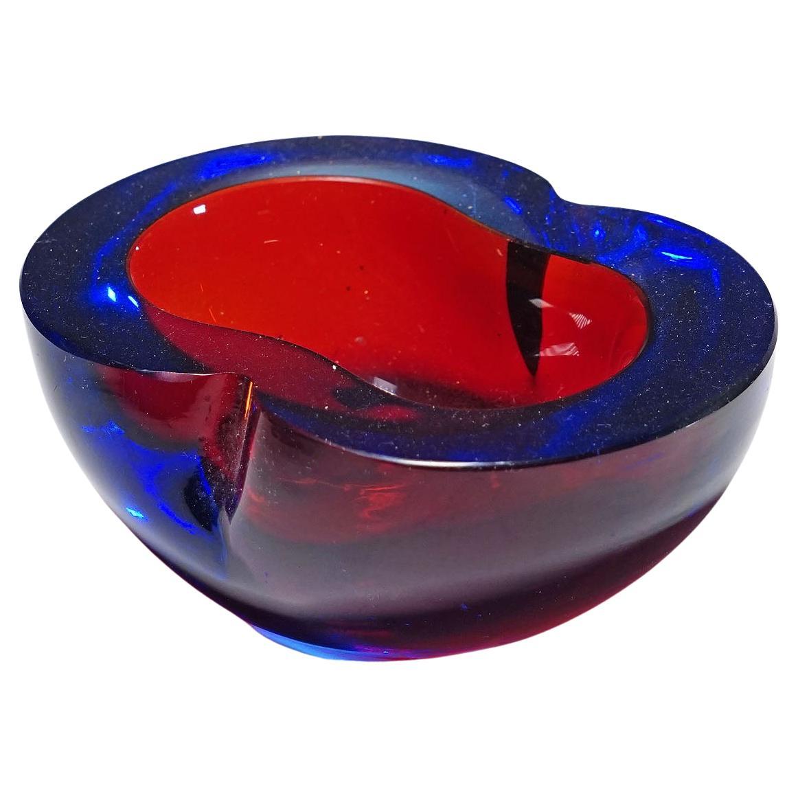 Seguso Vetri d'Arte Murano Glass Sommerso Bowl 1960s in vendita