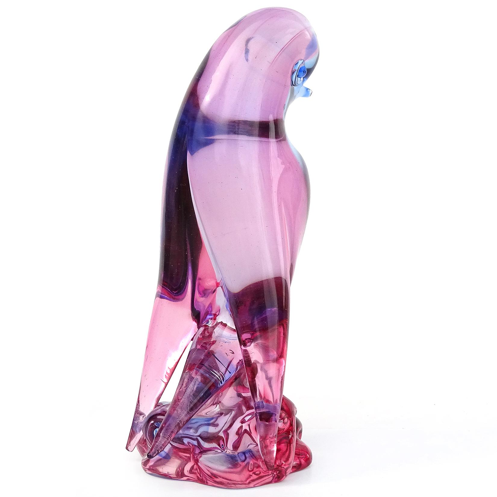 Hand-Crafted Seguso Vetri d'Arte Murano Sommerso Pink Blue Italian Art Glass Bird Sculpture For Sale