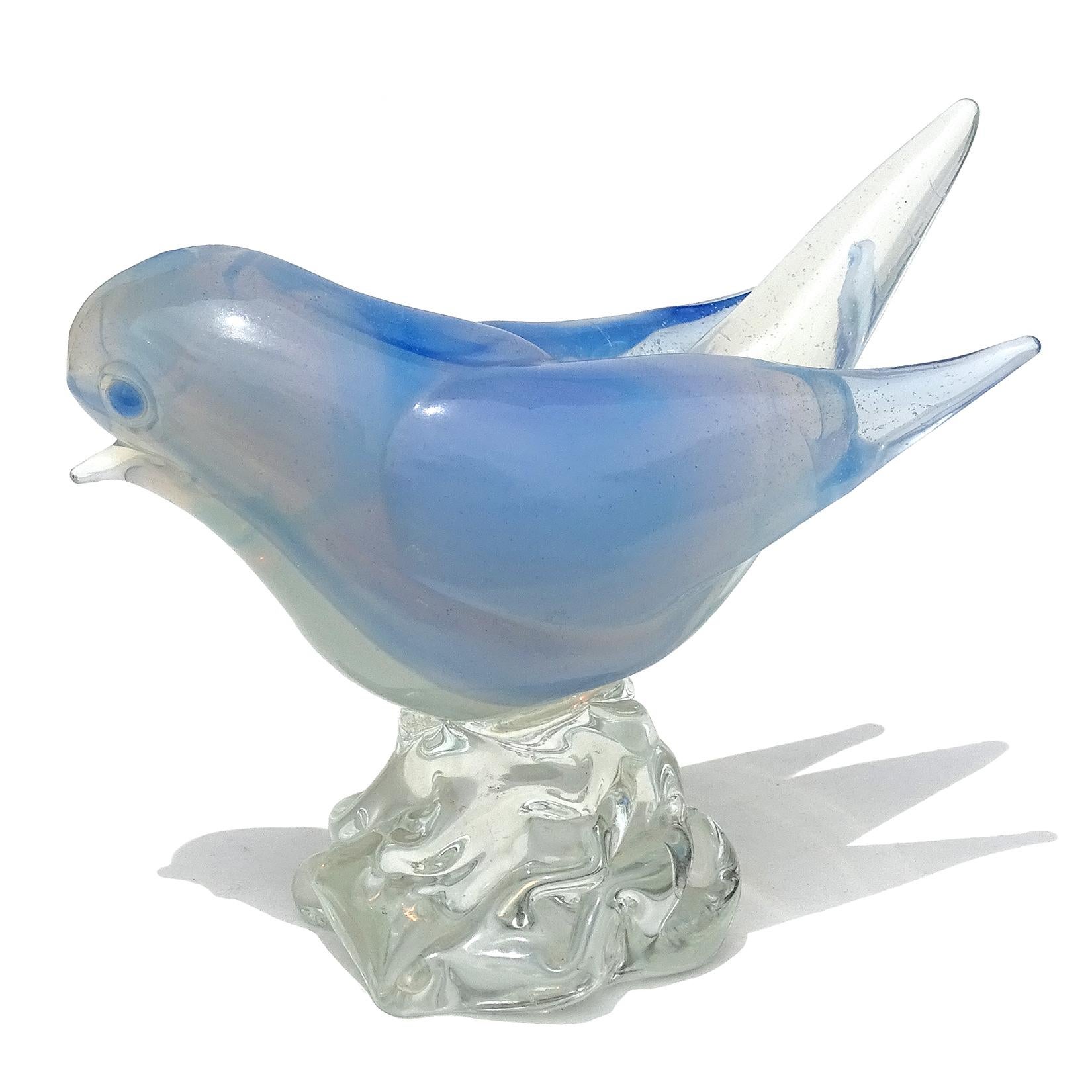 Mid-Century Modern Seguso Vetri d'Arte Murano Vintage Opal White Blue Italian Art Glass Bird Figure