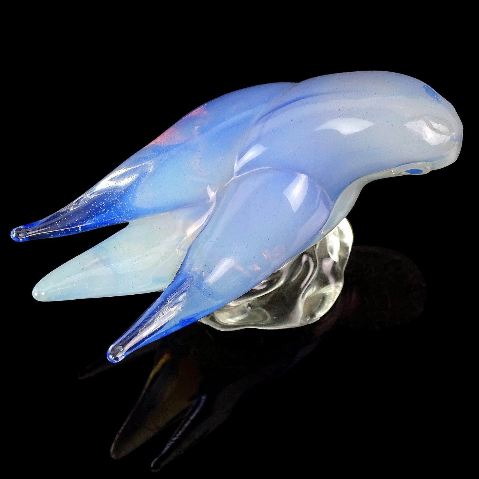Seguso Vetri d'Arte Murano Vintage Opal White Blue Italian Art Glass Bird Figure 2