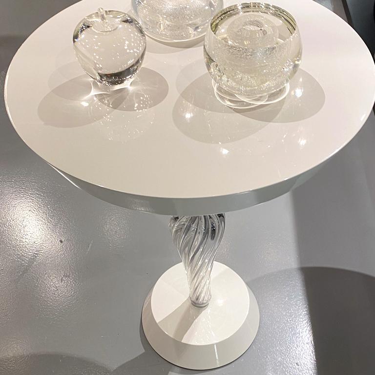 italien Seguso table d'appoint Vetri d'Arte en verre de Murano laqué blanc irisé transparent en vente