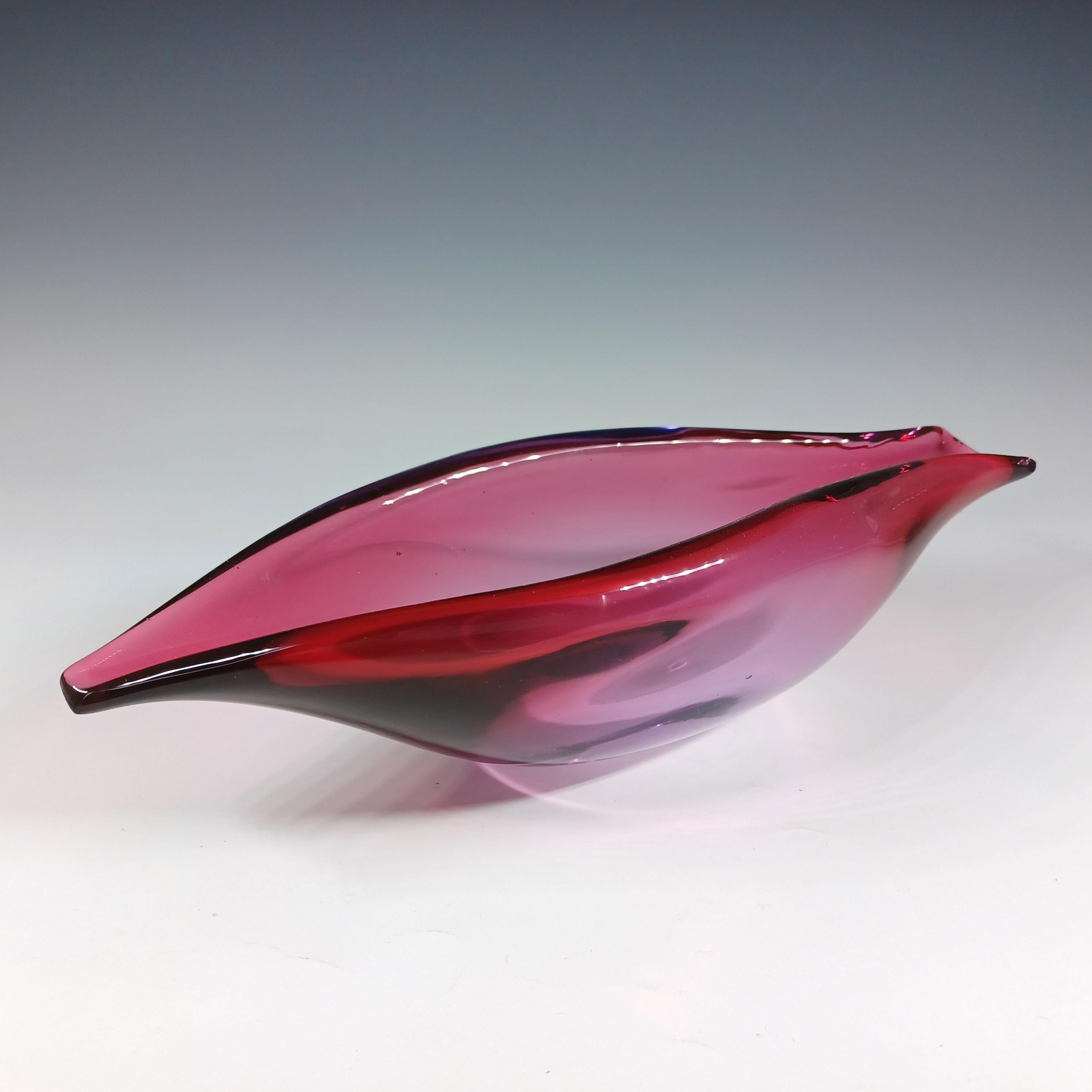 Seguso Vetri d'Arte Rosa e Viola Ciotola con foglie in vetro In condizioni discrete in vendita a Bolton, GB