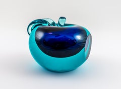 Mid-Century Modern Sommerso Apple Sculpture by Seguso, Murano Glass