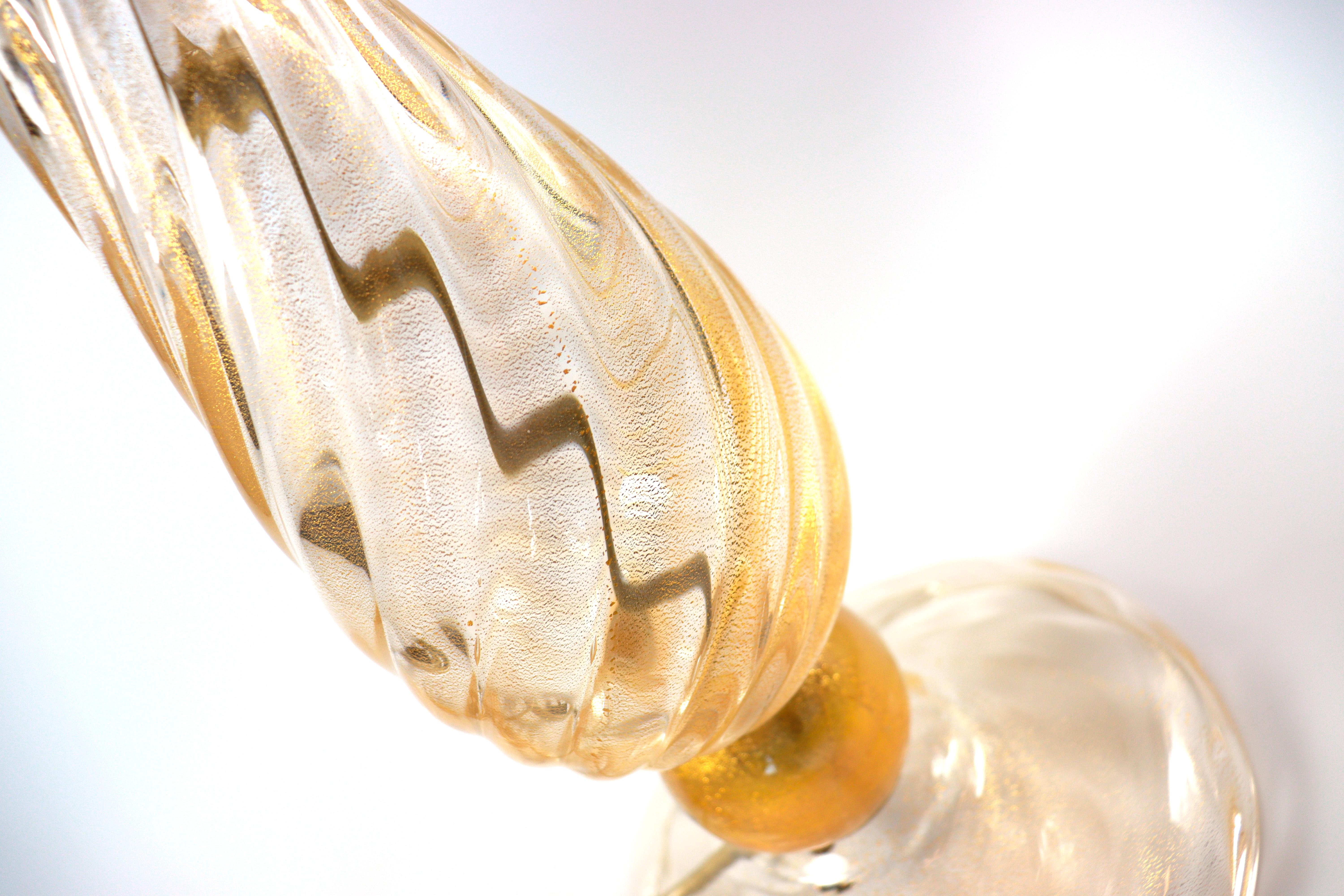 Italian Seguso Vetri d'Arte Twisted Drop Table Lamp Clear Gold Murano Glass For Sale