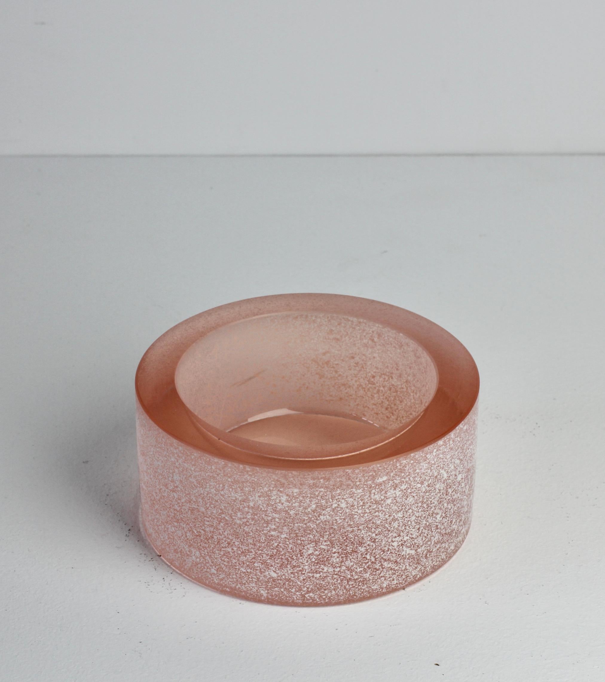 Italian Seguso Vintage Thick Round Pink 'Scavo' Murano Glass Bowl or Ashtray circa 1980s