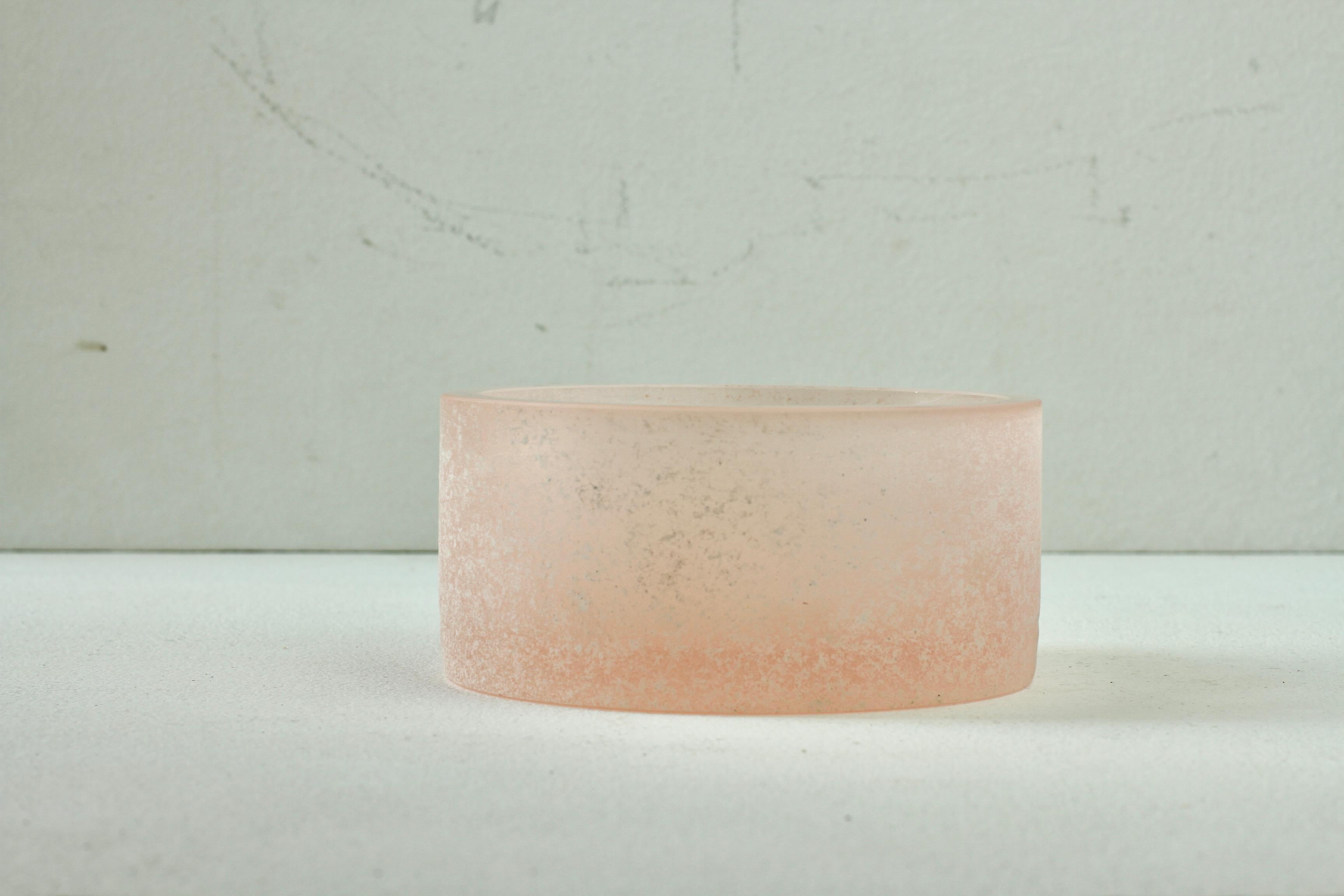 Blown Glass Seguso Vintage Thick Round Pink 'Scavo' Murano Glass Bowl or Ashtray circa 1980s For Sale
