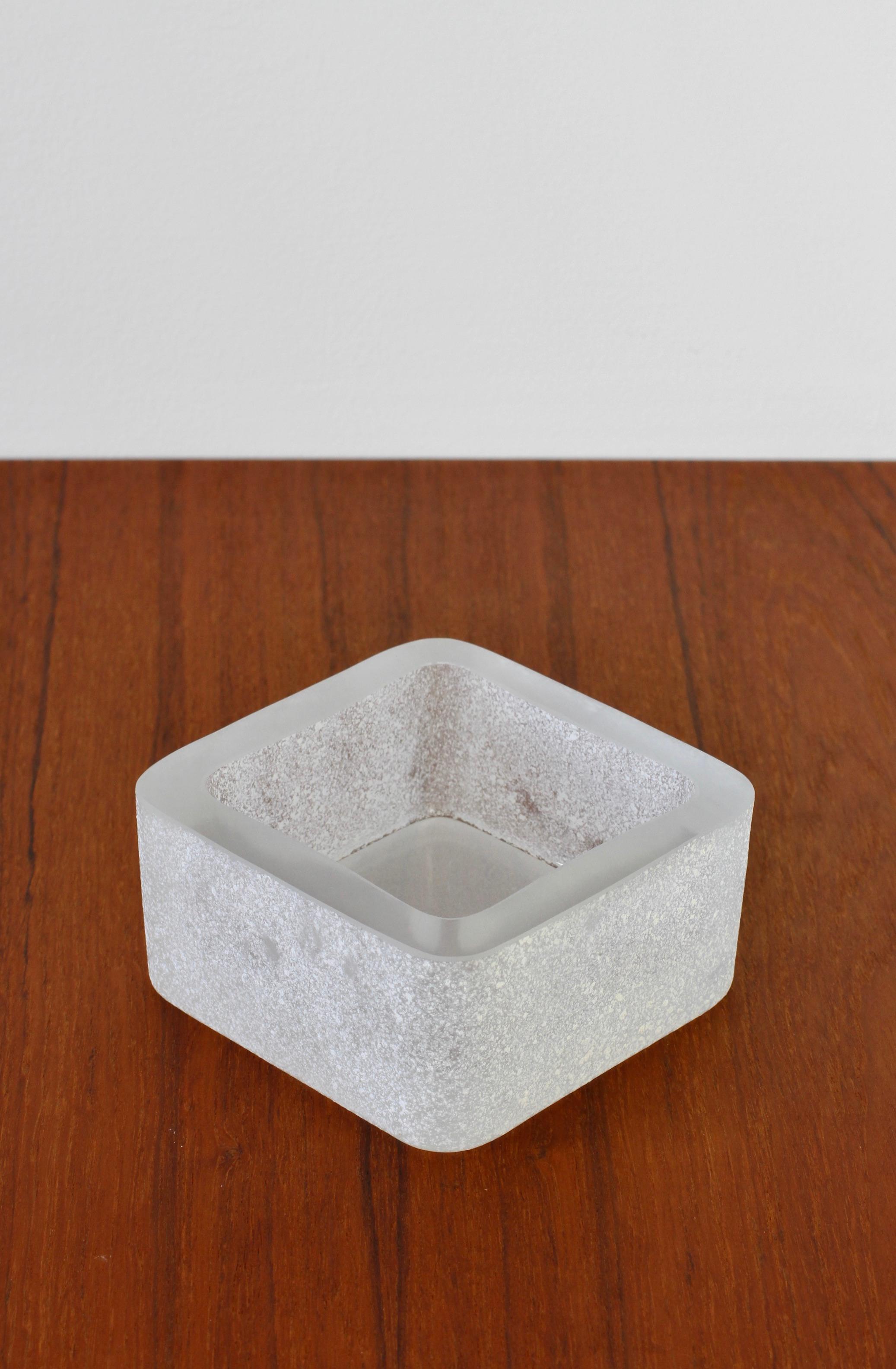 Seguso White 'a Scavo' Murano Glass Bowl Karl Springer Style 1980s For Sale 5
