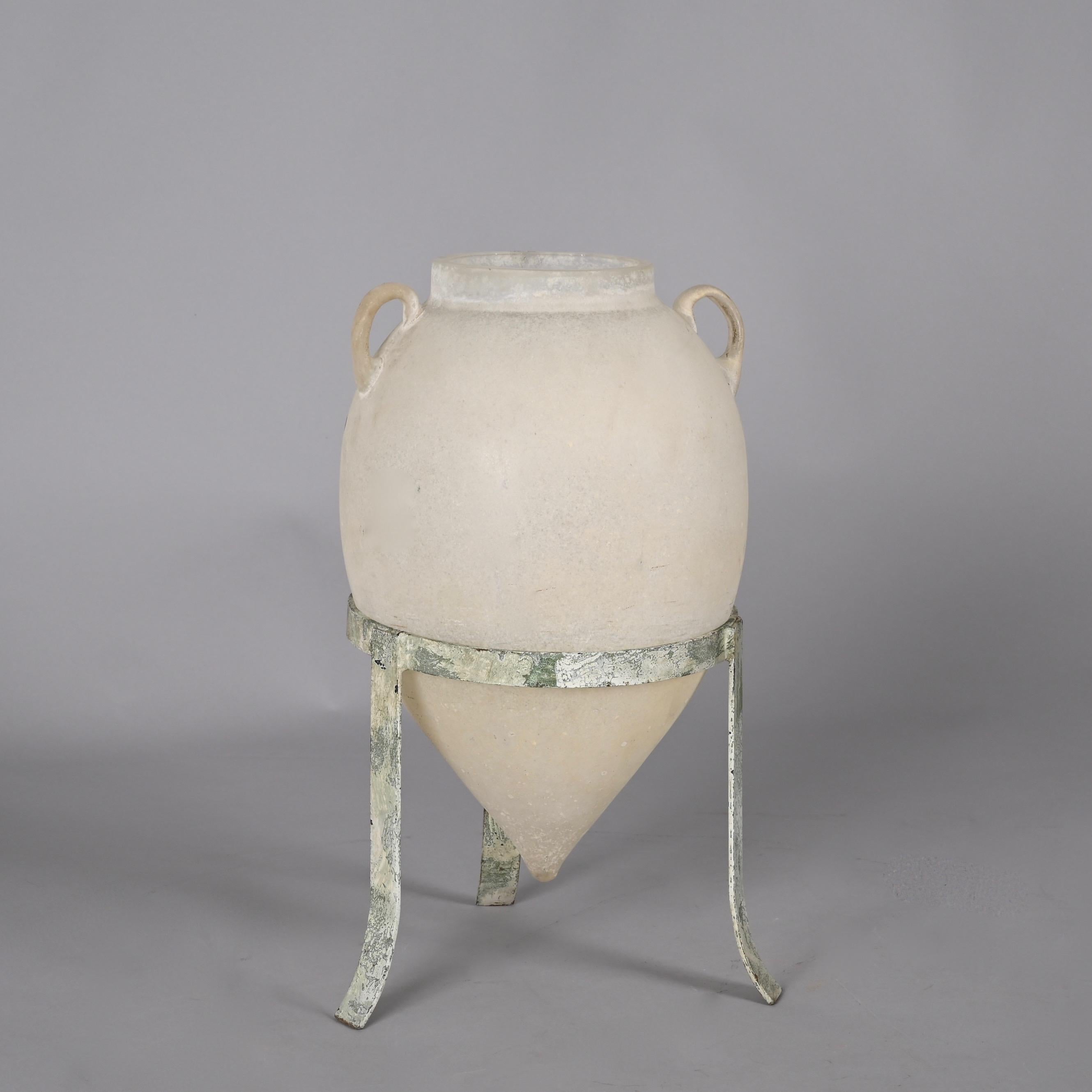 Erstaunlich Seguso Vetri d'Arte weiß Murano Glas behandelt Vase. Dieses Stück wurde mit einem atemberaubenden 