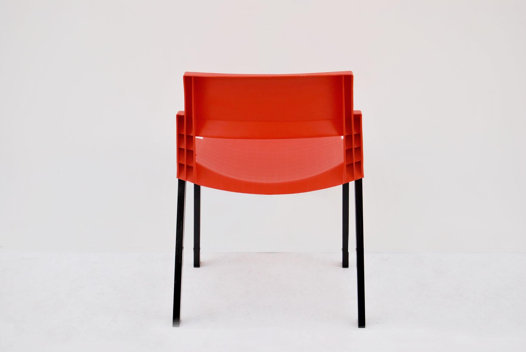Italian Six red and black CITY dining chairs by Lucci & Orlandini for Lamm  For Sale