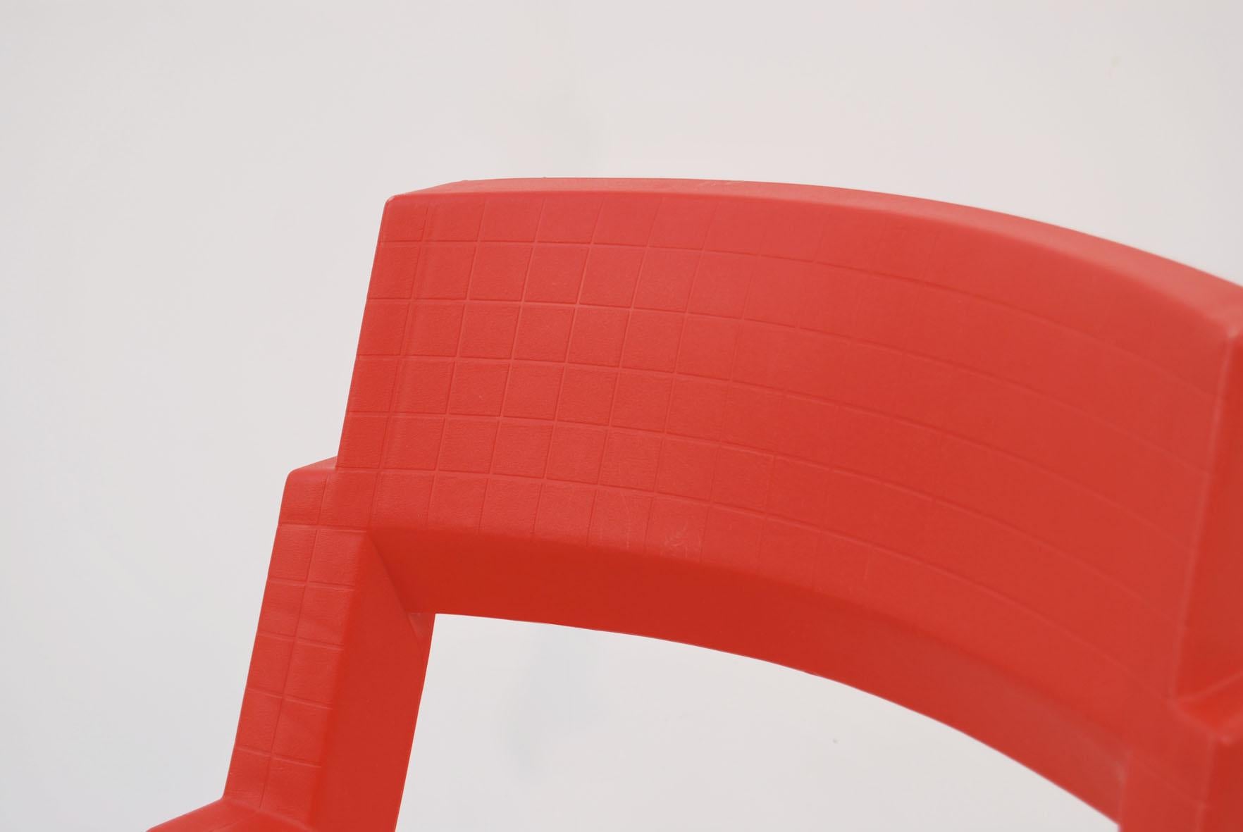 Late 20th Century Six red and black CITY dining chairs by Lucci & Orlandini for Lamm  For Sale