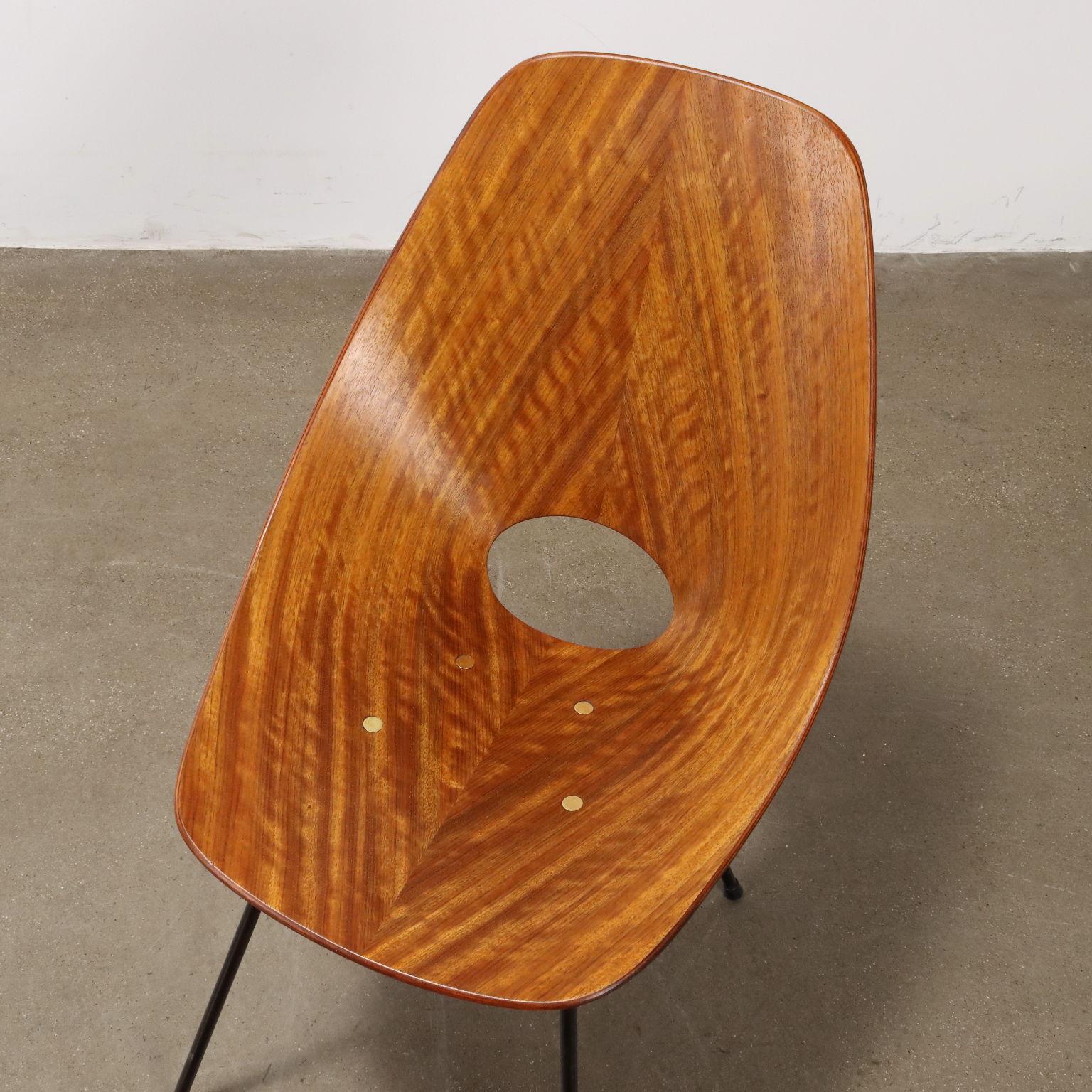 Sechs Vittorio Nobili 'Medea' Stühle für F.lli Tagliabue 1950-60er Jahre im Zustand „Hervorragend“ im Angebot in Milano, IT