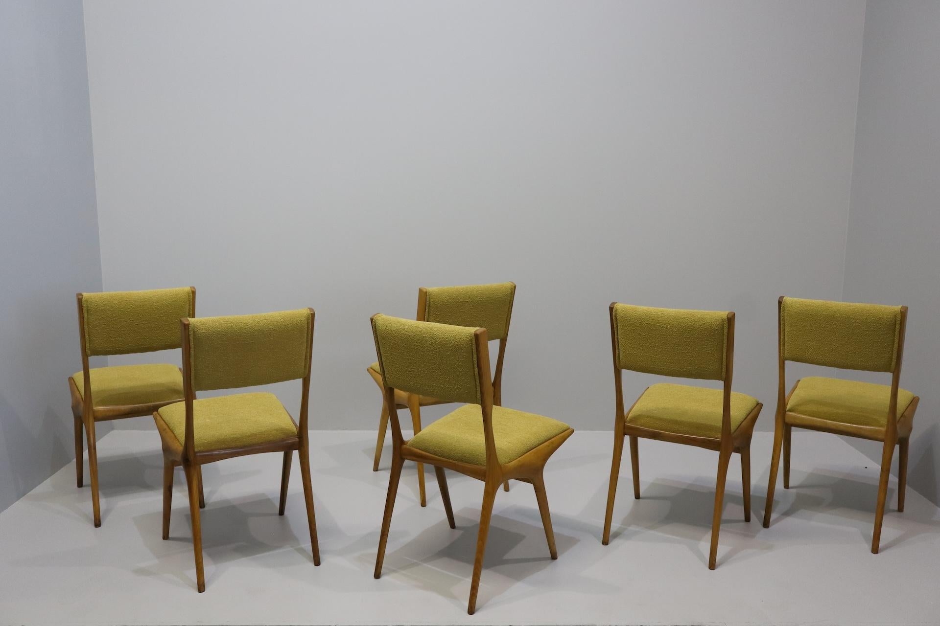 Sechs Stühle  modell '634', entworfen von Carlo de Carli und hergestellt von Casssina 1954 (Mid-20th Century) im Angebot
