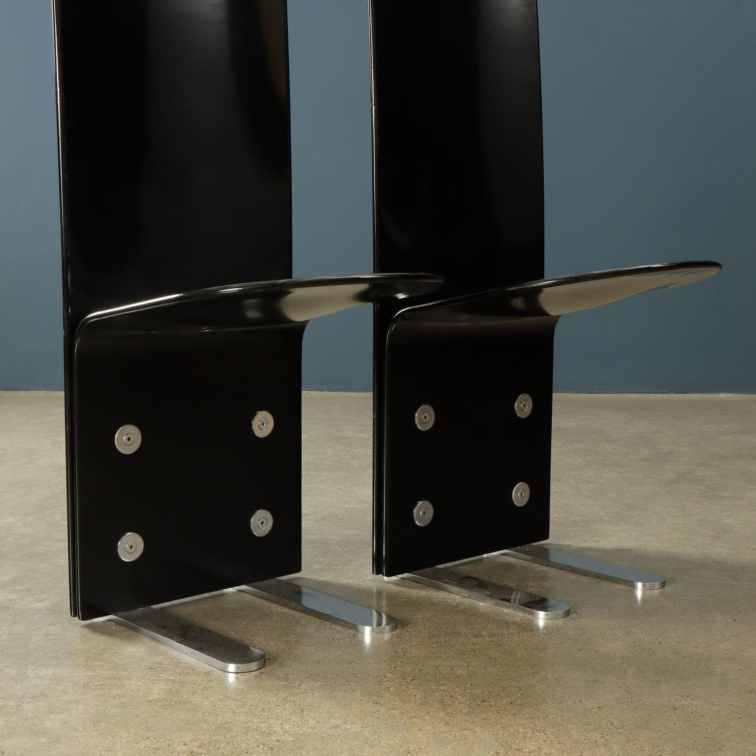 Lacquered Six 'Pelican' Chairs by Luigi Saccardo for Arrmet 1970s For Sale
