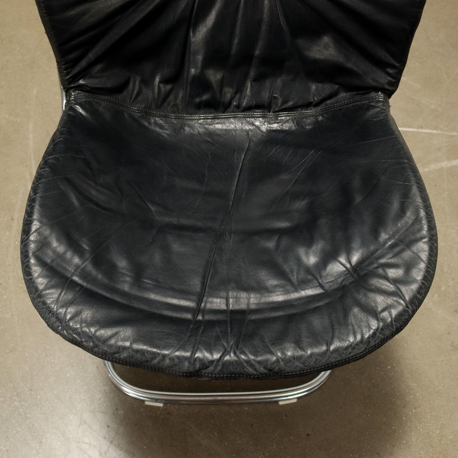 Fin du 20e siècle Six chaises 