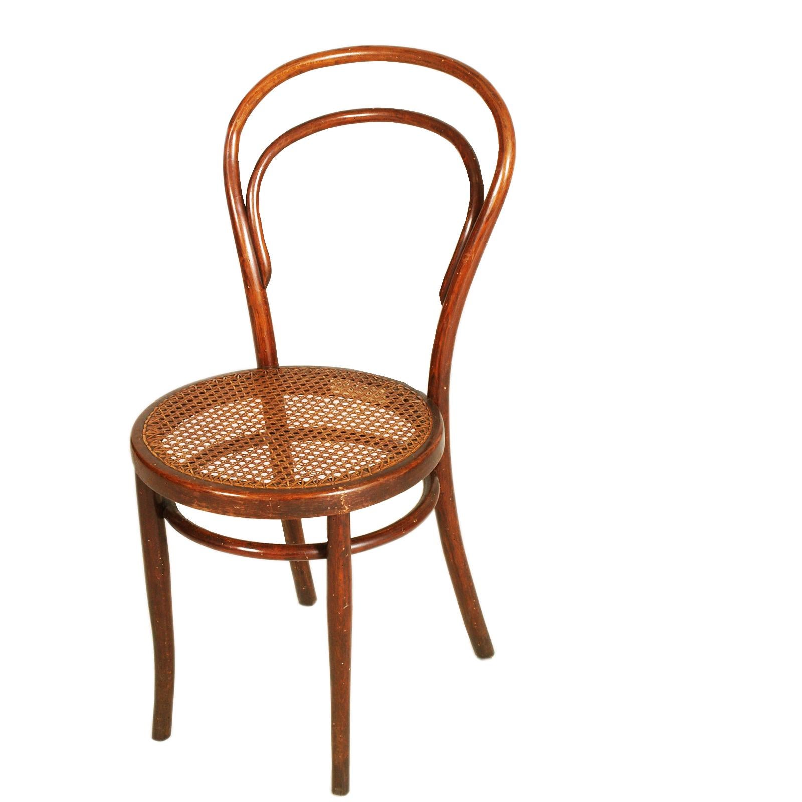 Sechs Thonet-Stühle 14, gebogenes Holz, Sitz aus Wiener Stroh, Schellackierung im Zustand „Gut“ im Angebot in Vigonza, Padua