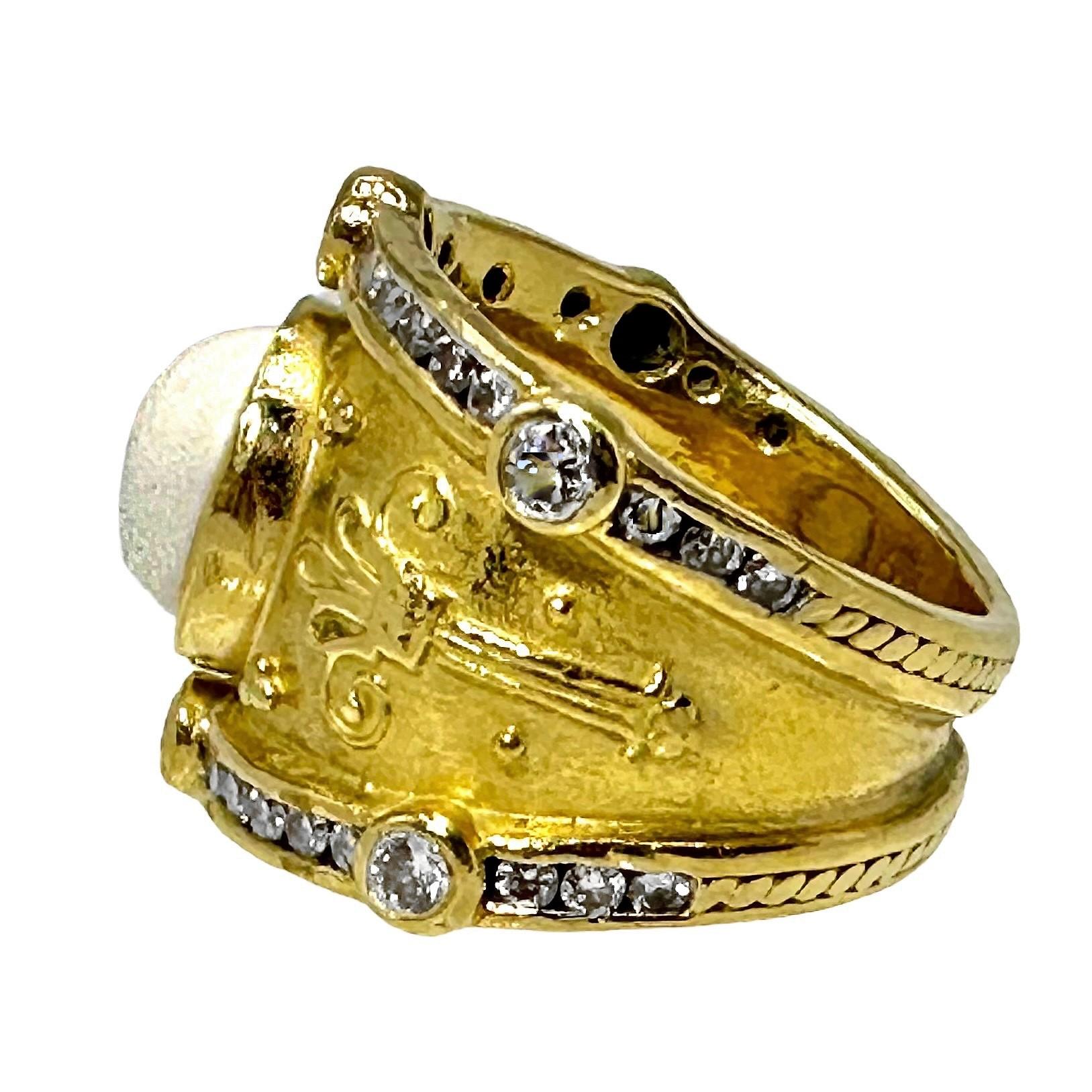 Revival Seiden Gang Gold, Diamond and White Onyx Fashion Ring