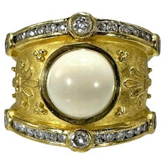 Seiden Gang Gold, Diamond and White Onyx Fashion Ring
