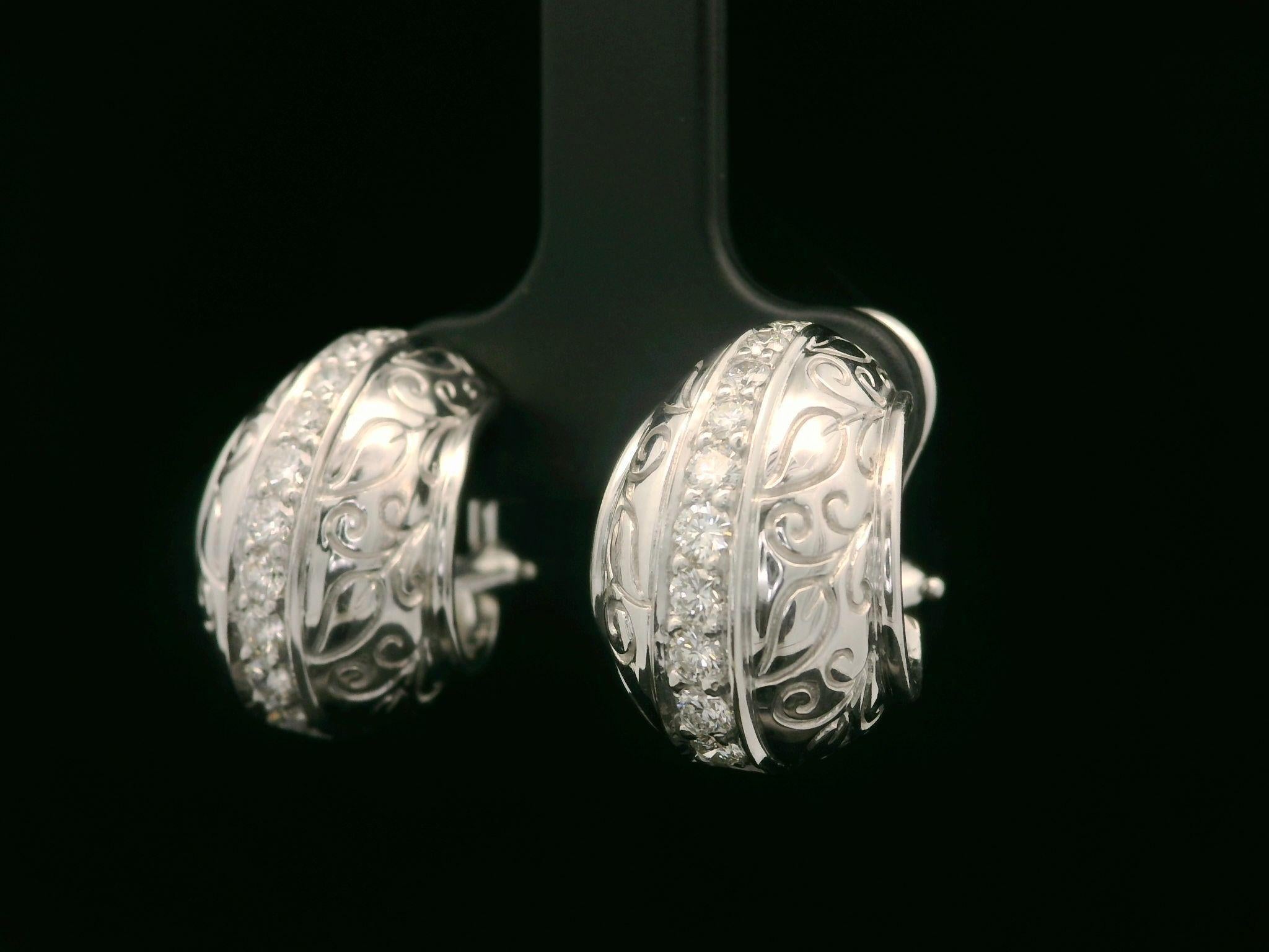Seidengang 18k White Gold 0.40ctw Diamond Hand Engraved Cuff Omega Earrings In Excellent Condition For Sale In Montclair, NJ