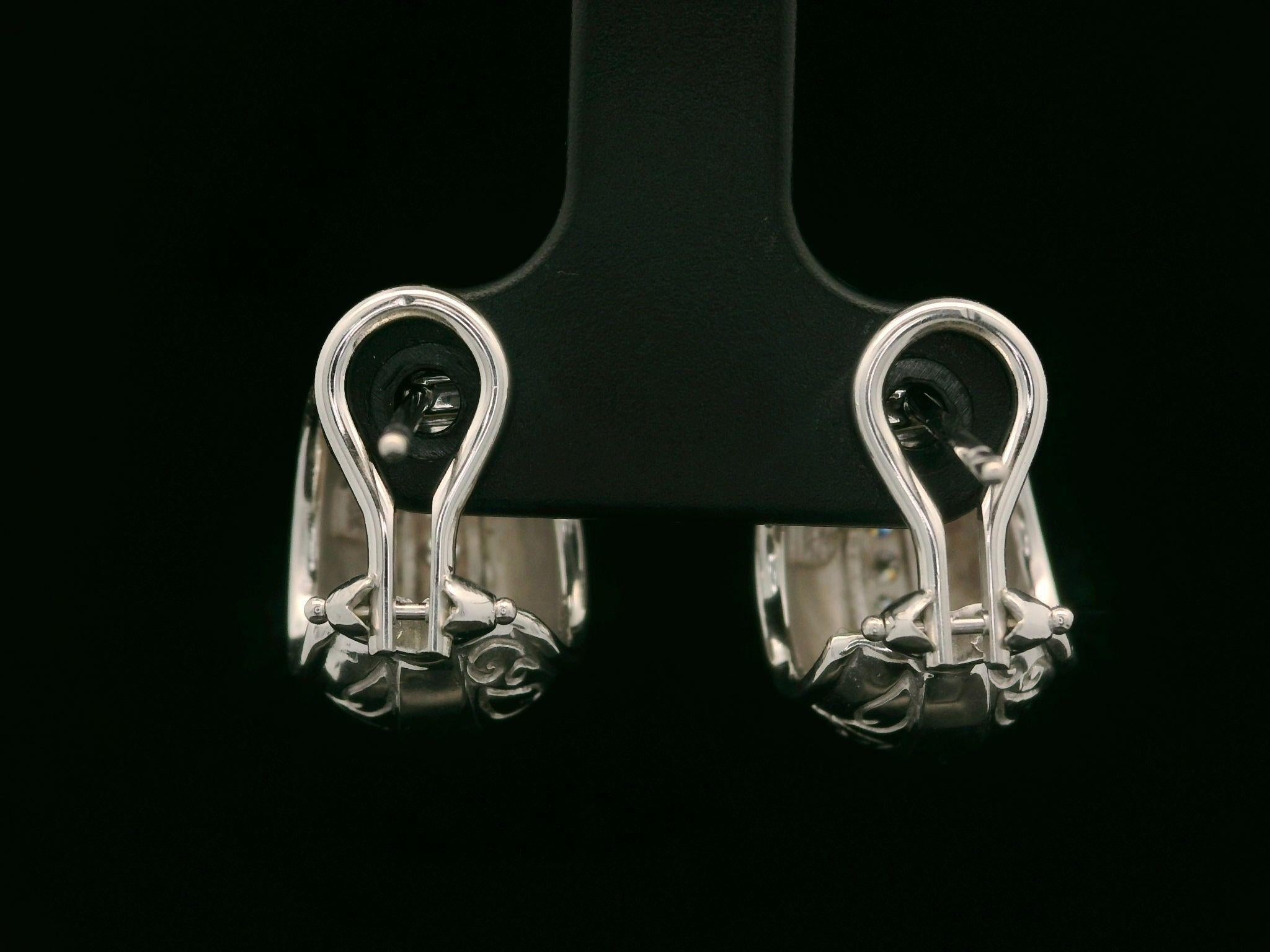 Seidengang 18k White Gold 0.40ctw Diamond Hand Engraved Cuff Omega Earrings For Sale 1