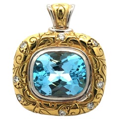 Seidengang 18k Yellow and White Gold Blue Topaz Pendant