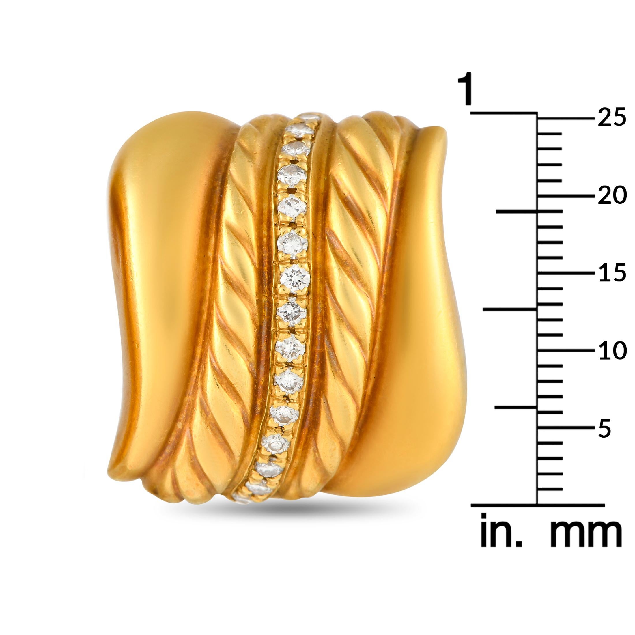 SeidenGang 18K Gelbgold 0,45 Karat Diamant-Ohrclips SG20-111723 im Zustand „Neu“ in Southampton, PA