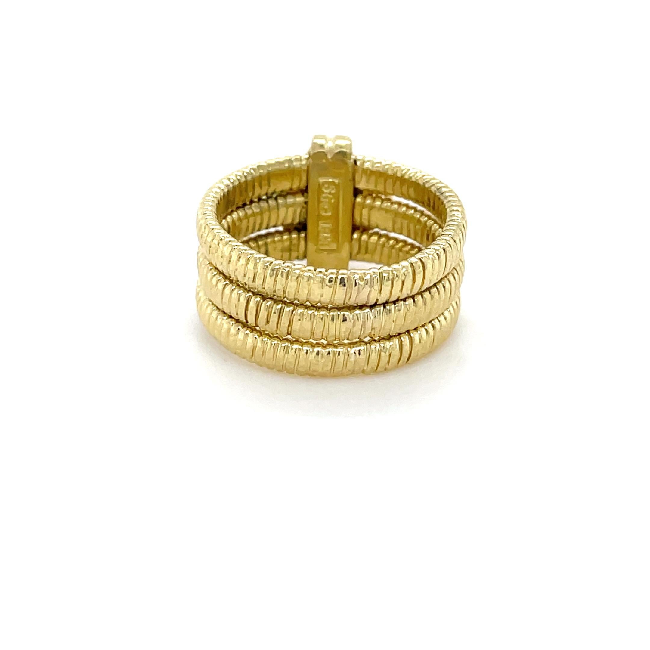 Square Cut SeidenGang, 18K Yellow Gold and Garnet Triple Coil Ring For Sale