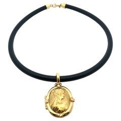 Vintage Seidengang 18k Yellow Gold Athena Locket Necklace