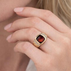 Seidengang 18k Yellow Gold Cushion Madeira Citrine Hand Engraved Bezel Ring