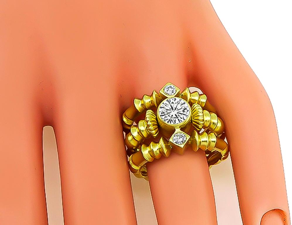 Seidengang 18 Karat Yellow Gold Diamond Ring In Good Condition In New York, NY
