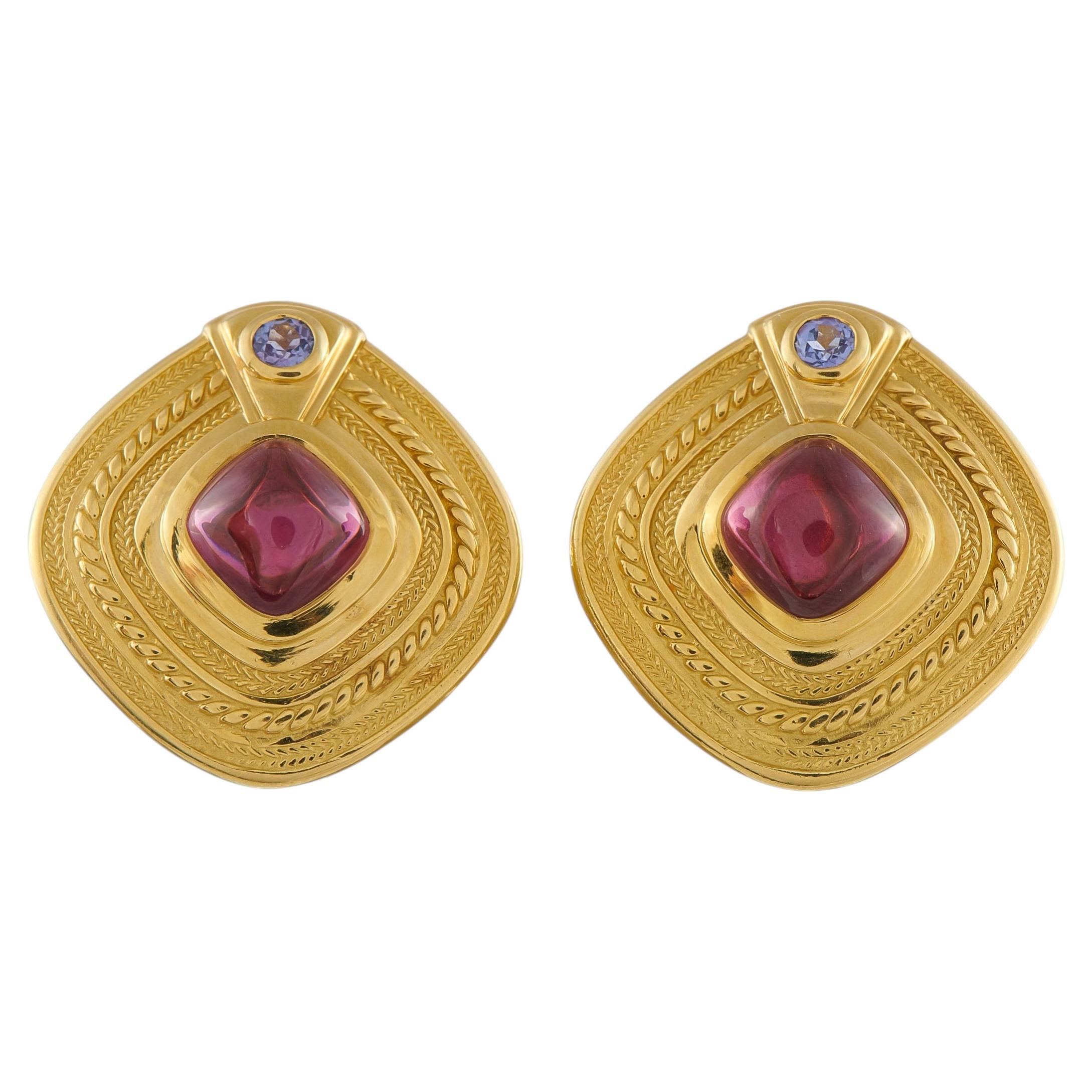 SeidenGang 18K Gelbgold Granat und Iolith Clip-On Ohrringe SG01-042726 im Angebot