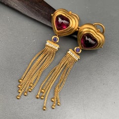 Seidengang, boucles d'oreilles à pompon en or jaune 18 carats, tourmaline, améthyste et diamant, 19 grammes