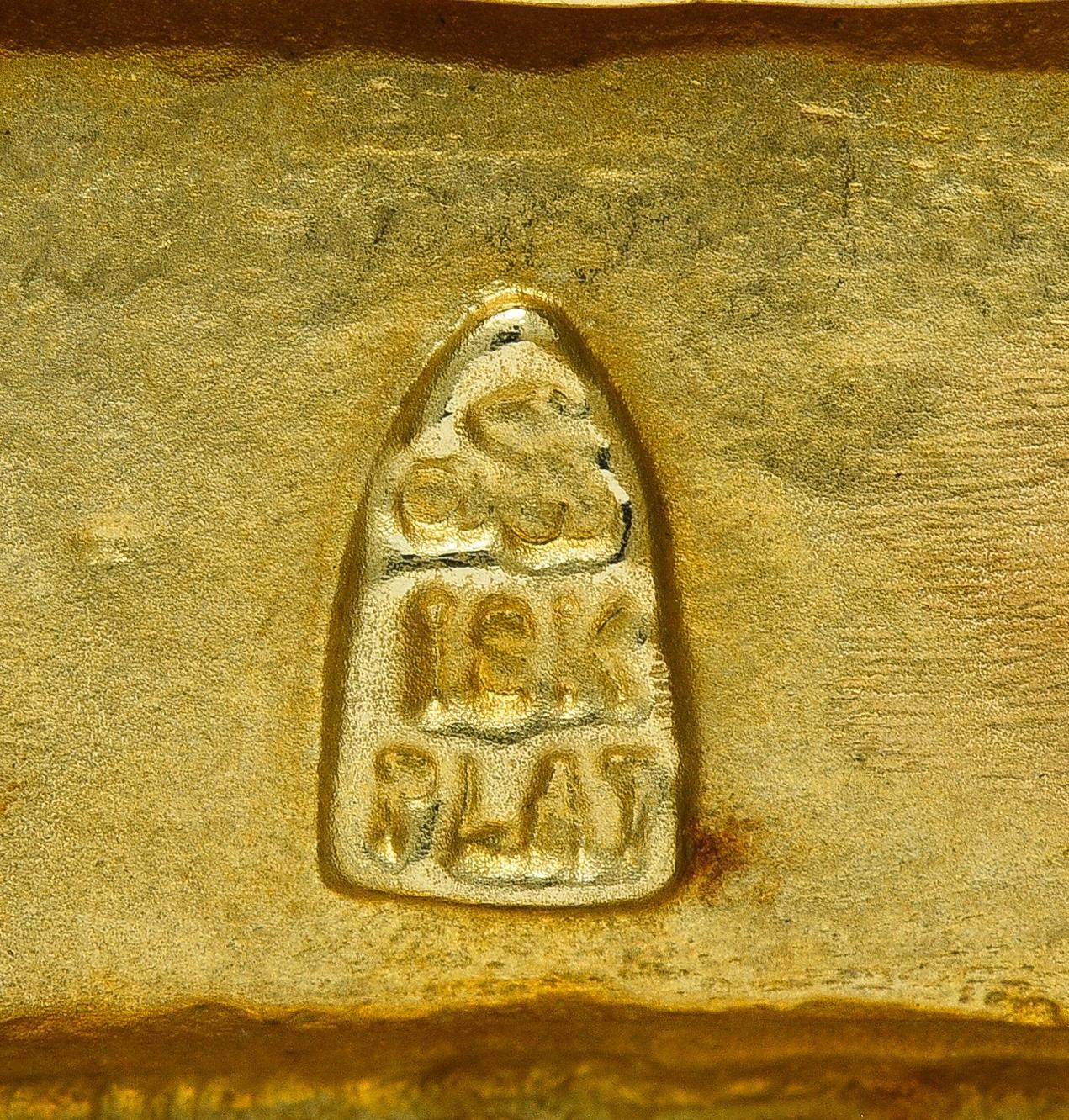 SeidenGang 1990's Diamant Platin 18K Gold Vintage ägyptischen Armreif Armband im Angebot 3