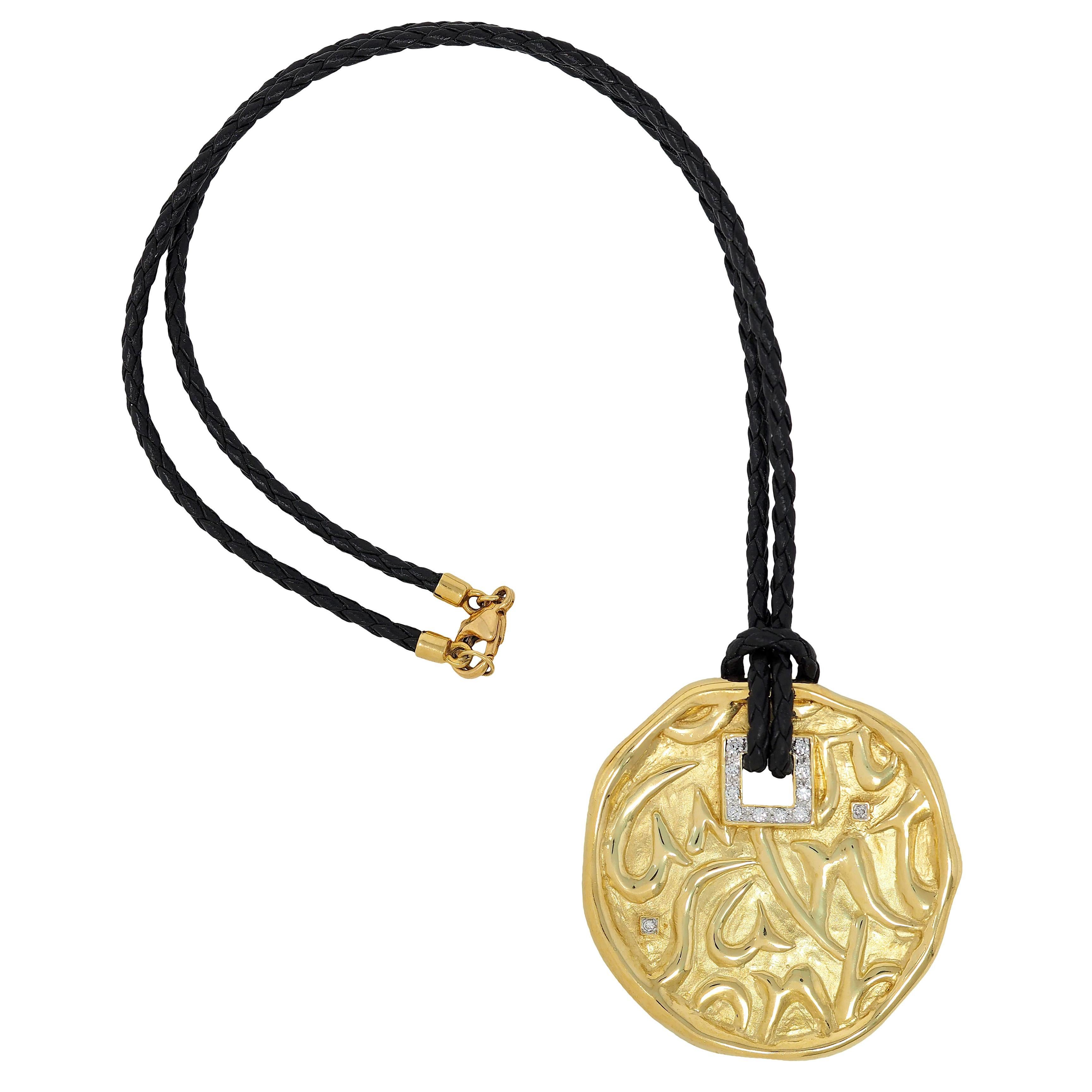 Brilliant Cut SeidenGang 2000's Diamond 18K Gold Leather Cord Circle Of Love Pendant Necklace For Sale
