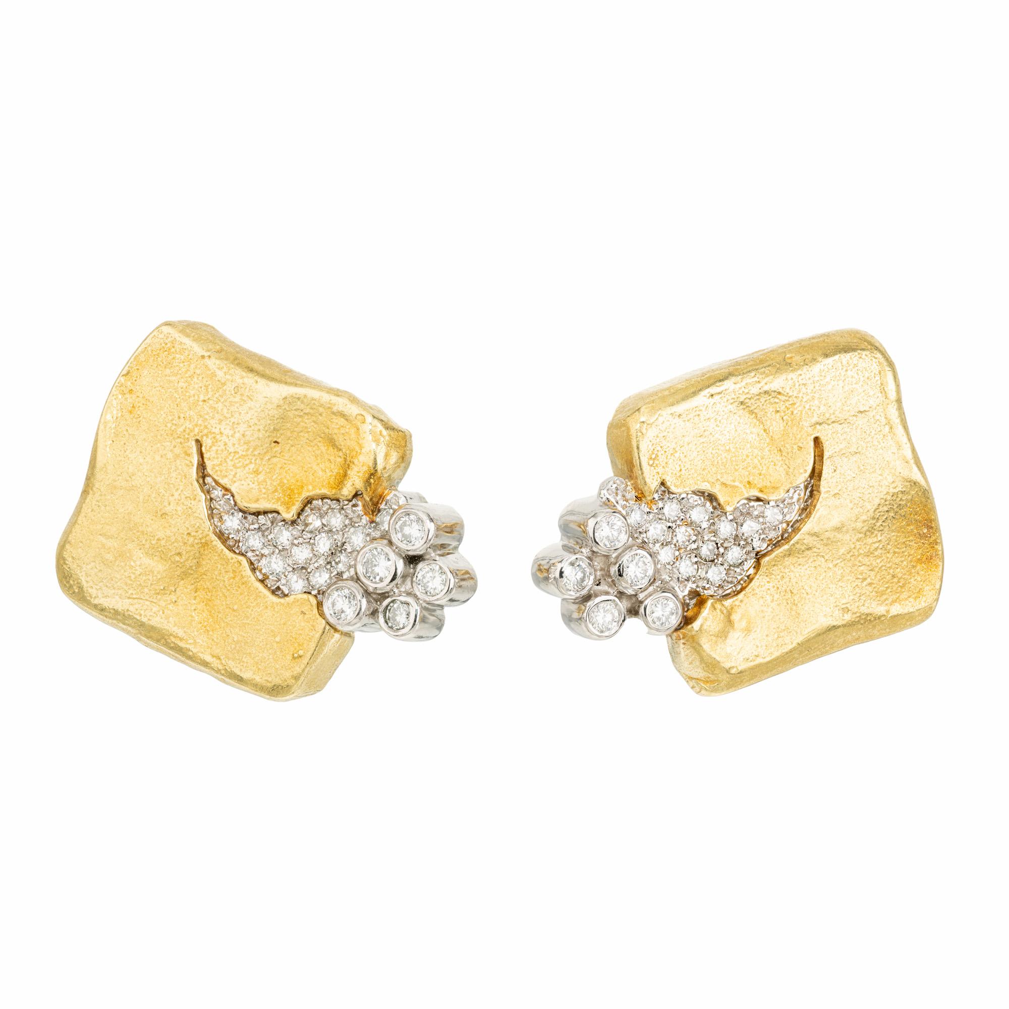 Taille ronde SeidenGang Boucles d'oreilles à levier en or jaune platine Glacier avec diamant de 0,48 carat en vente