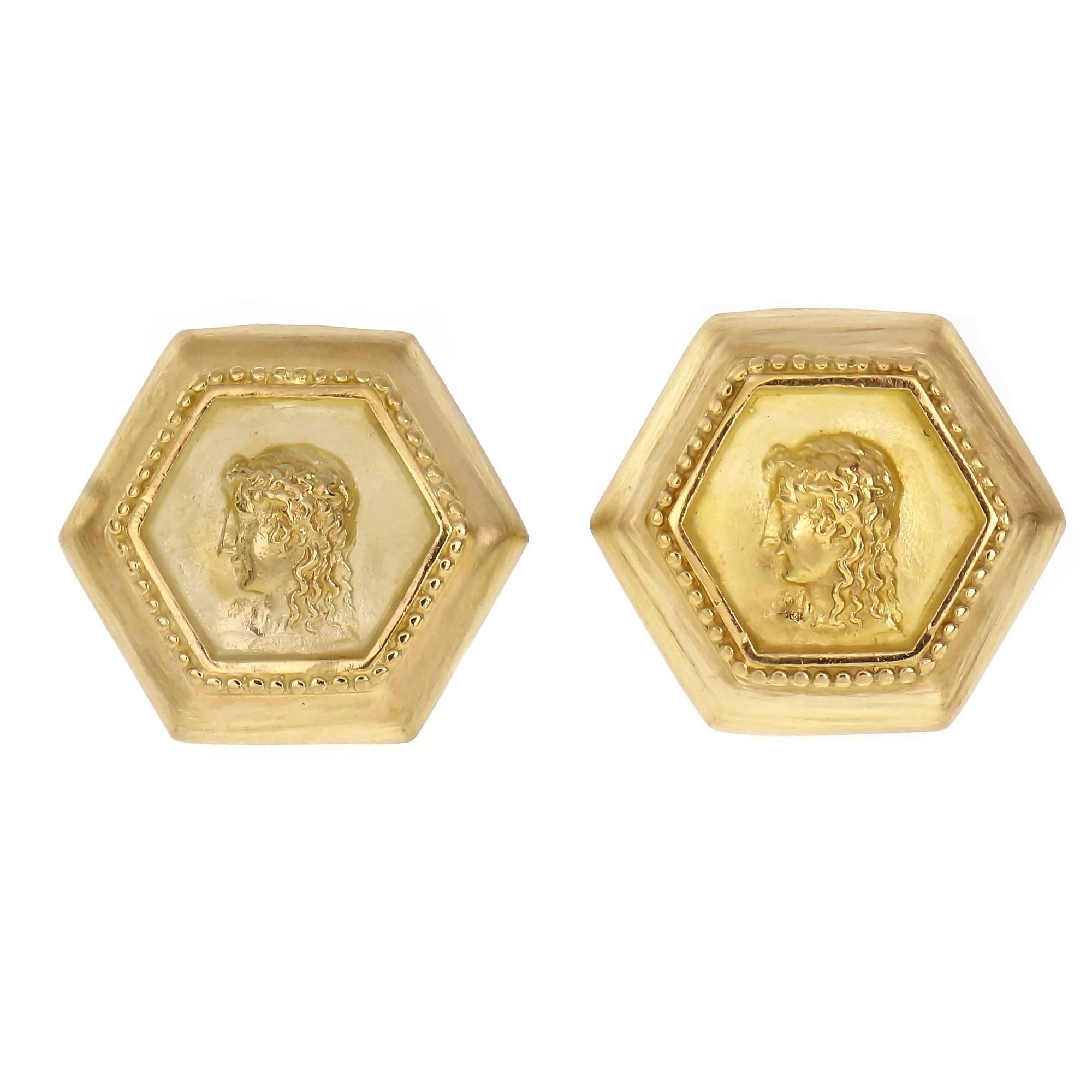Authentic SeidenGang Athena Hexagon cufflinks in solid 18k yellow gold.

18l yellow gold
Tested and stamped:  18k
Hallmark: SG © Athena
23.1 grams
Top to bottom: 23.31mm or .92 inch
Width: 26.88mm or 1.06 inch
Depth: 7.91mm
