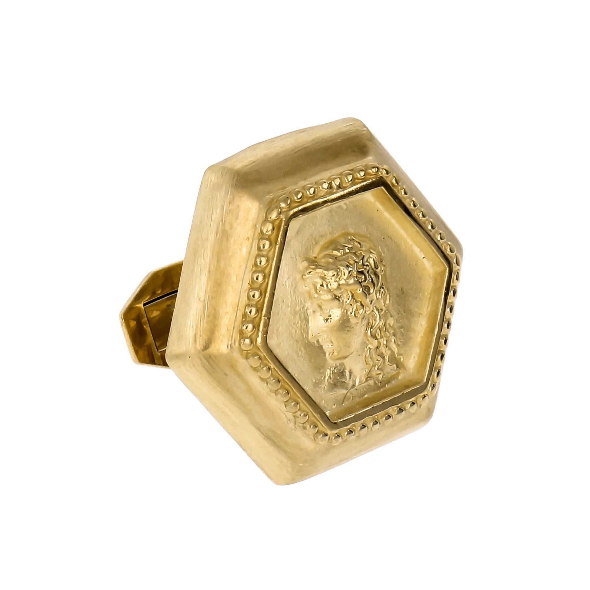 SeidenGang Athena Yellow Gold Hexagon Cufflinks For Sale 2