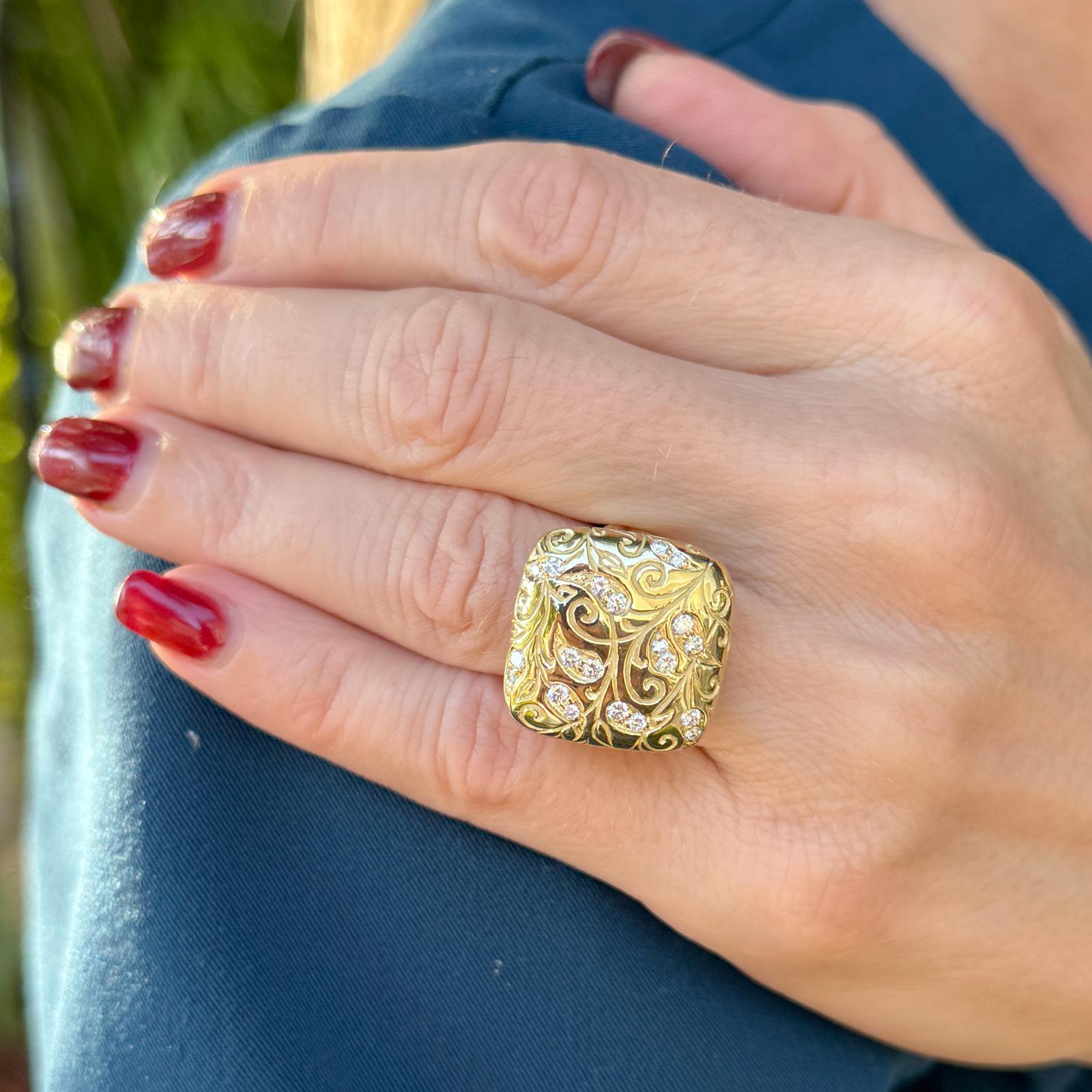 Taille ronde SeidenGang, bague à tige fendue carrée en or jaune 18 carats et diamants en vente