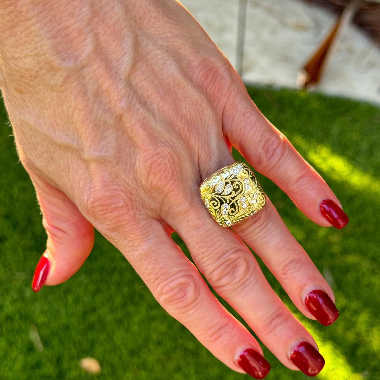 SeidenGang, bague à tige fendue carrée en or jaune 18 carats et diamants Pour femmes en vente