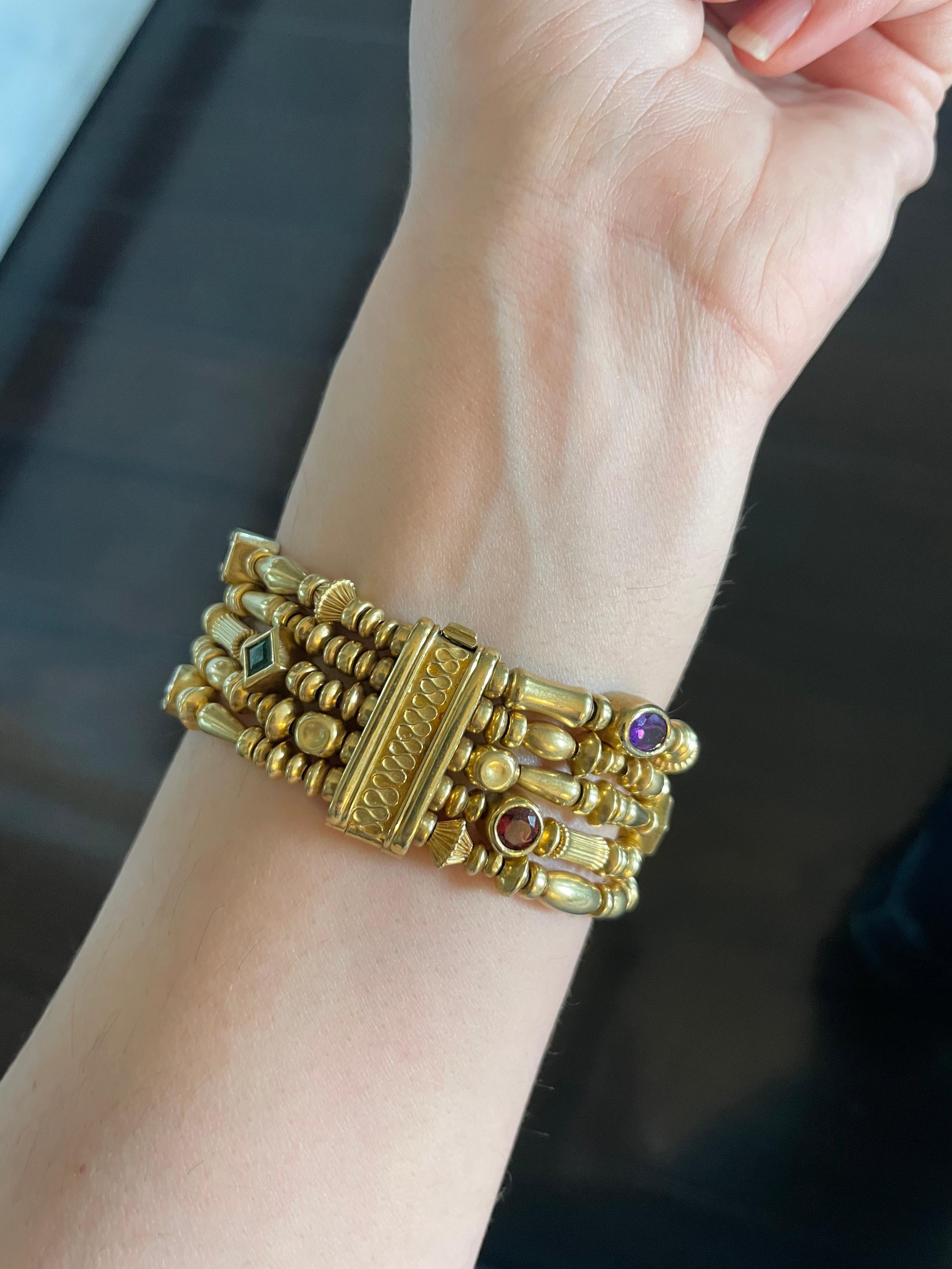 Donna Bracciale a cinque file con pietre preziose Seidengang in oro giallo 18 carati 71,8 grammi in vendita
